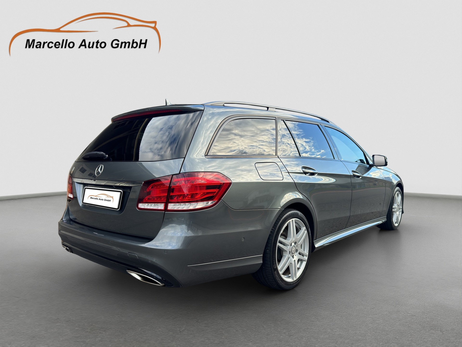 MERCEDES-BENZ E 500 Avantgarde 4Matic 7G-Tronic-image-15