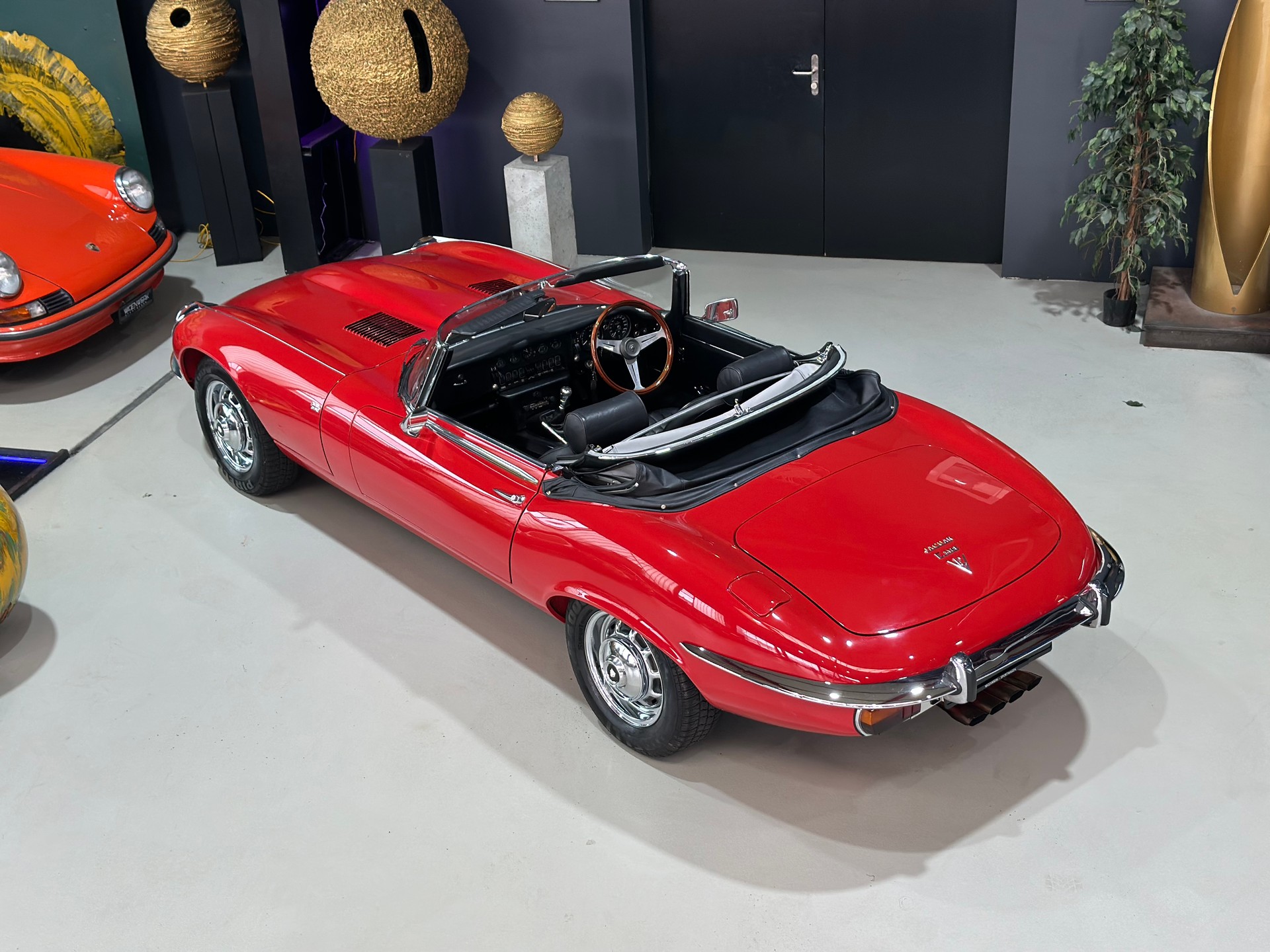 JAGUAR E TYPE V12-image-14