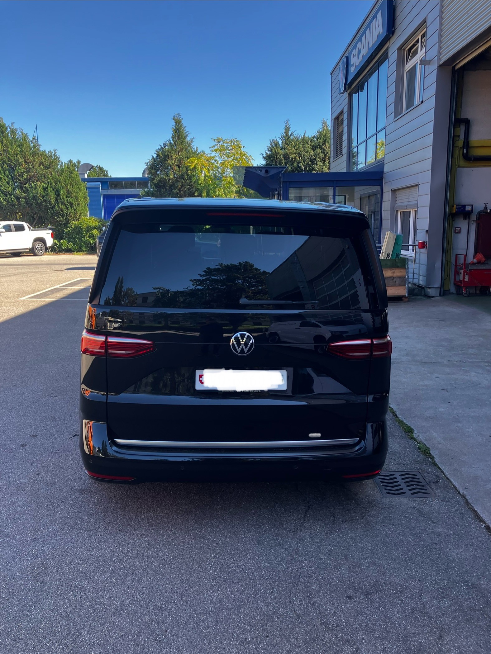 VW Multivan 2.0 TDI Style DSG-image-4