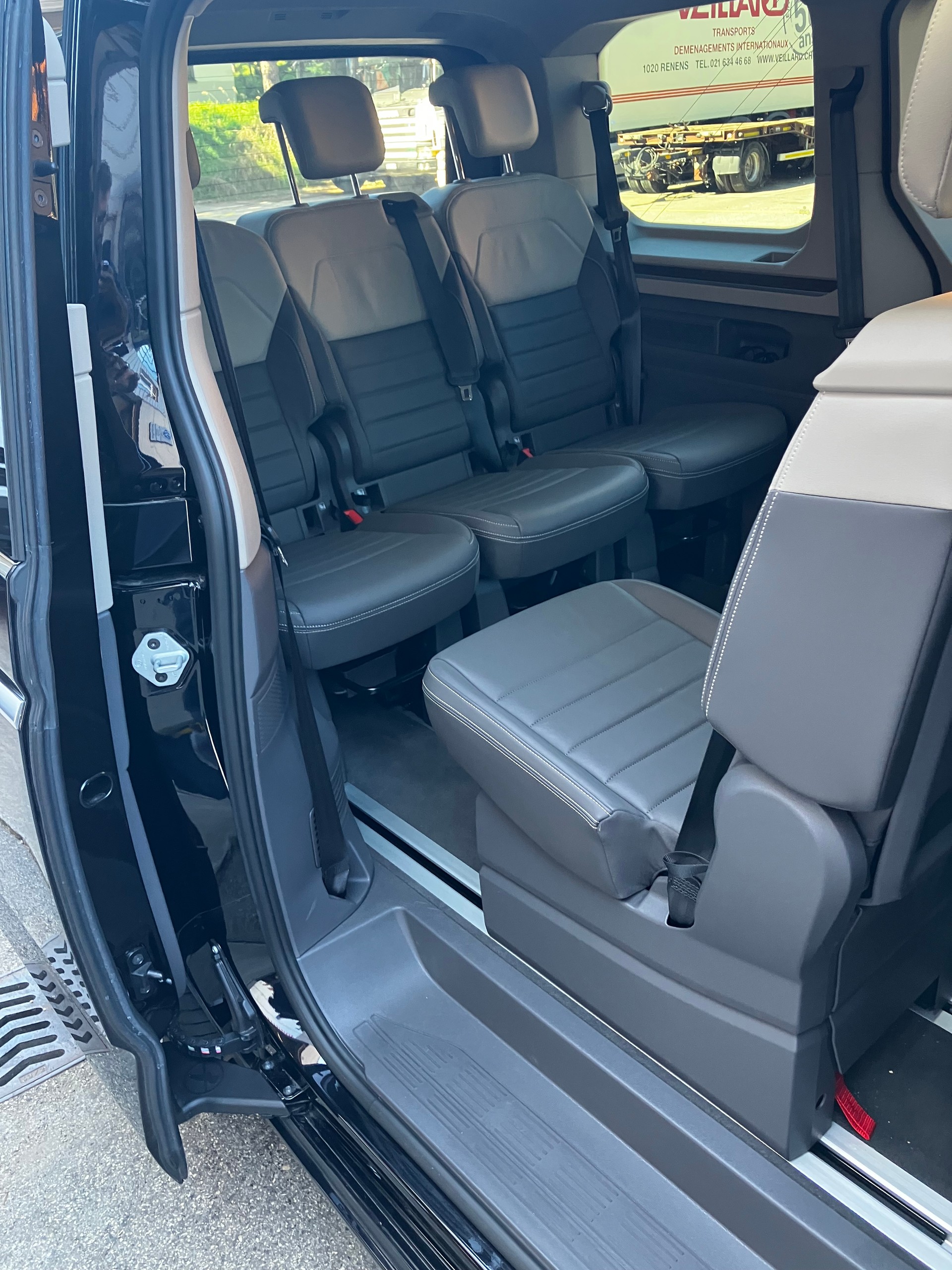 VW Multivan 2.0 TDI Style DSG-image-6