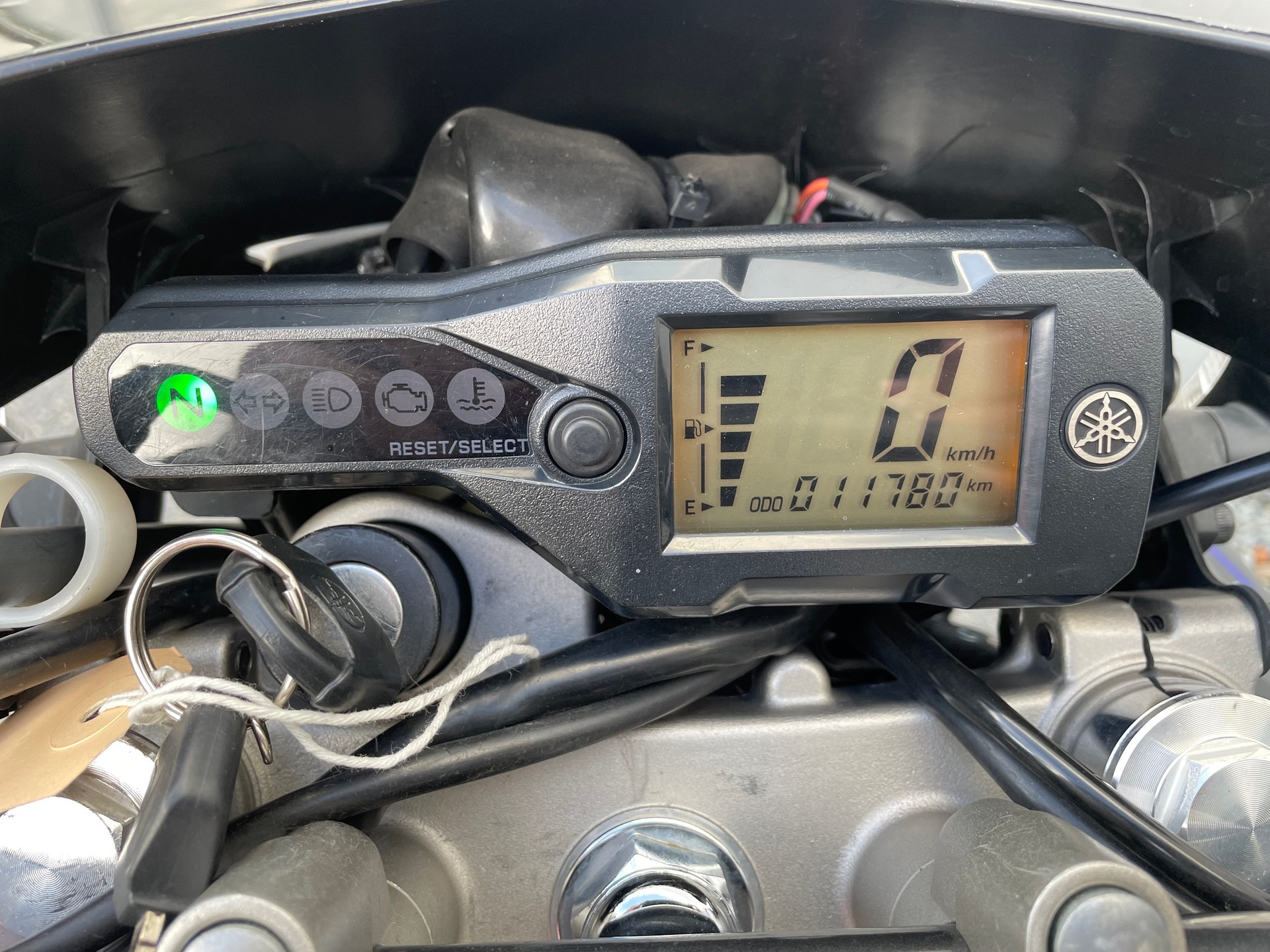 YAMAHA WR 125 R-image-7