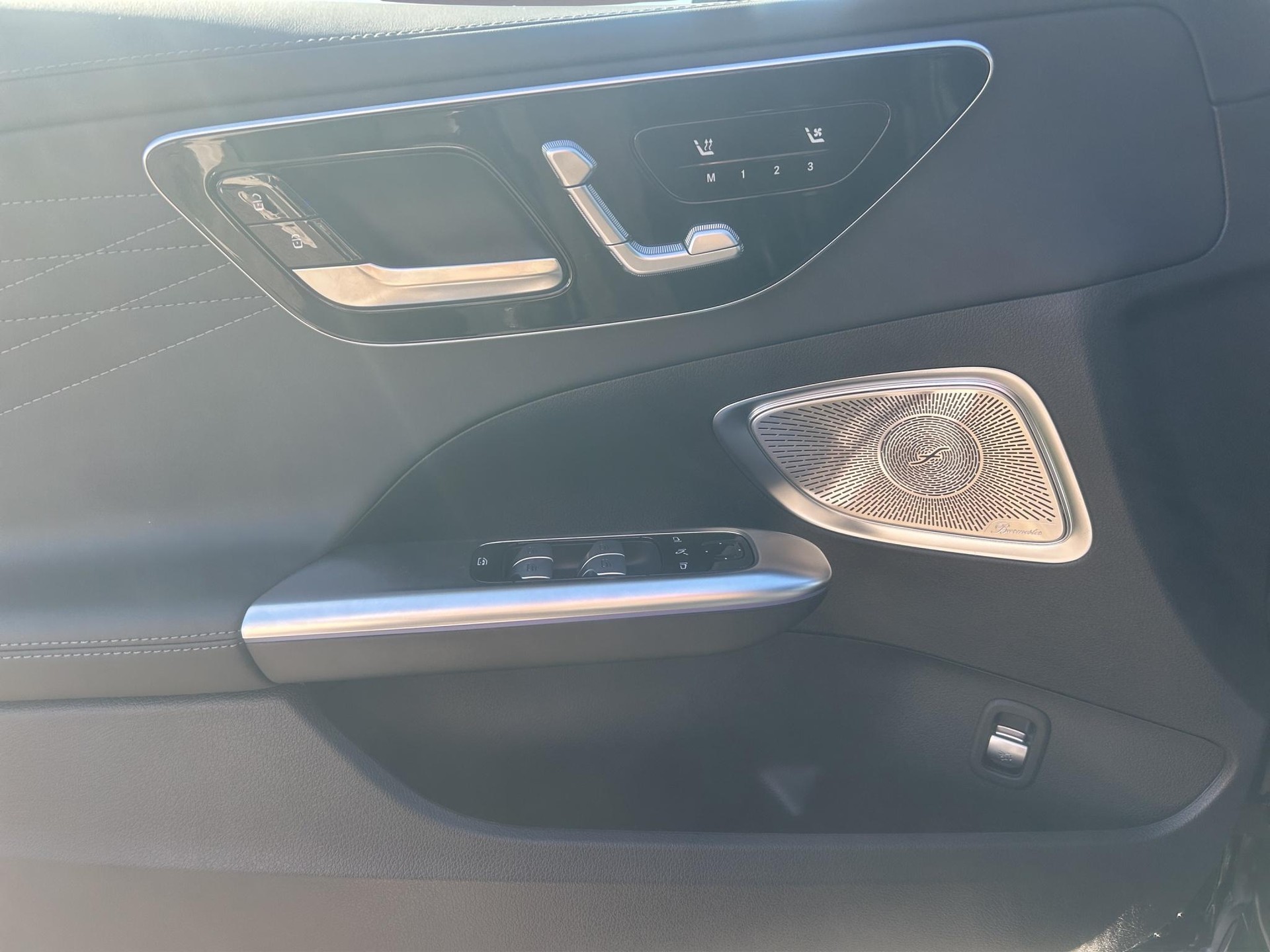 MERCEDES-BENZ C 300 AMG Line 4matic-image-13