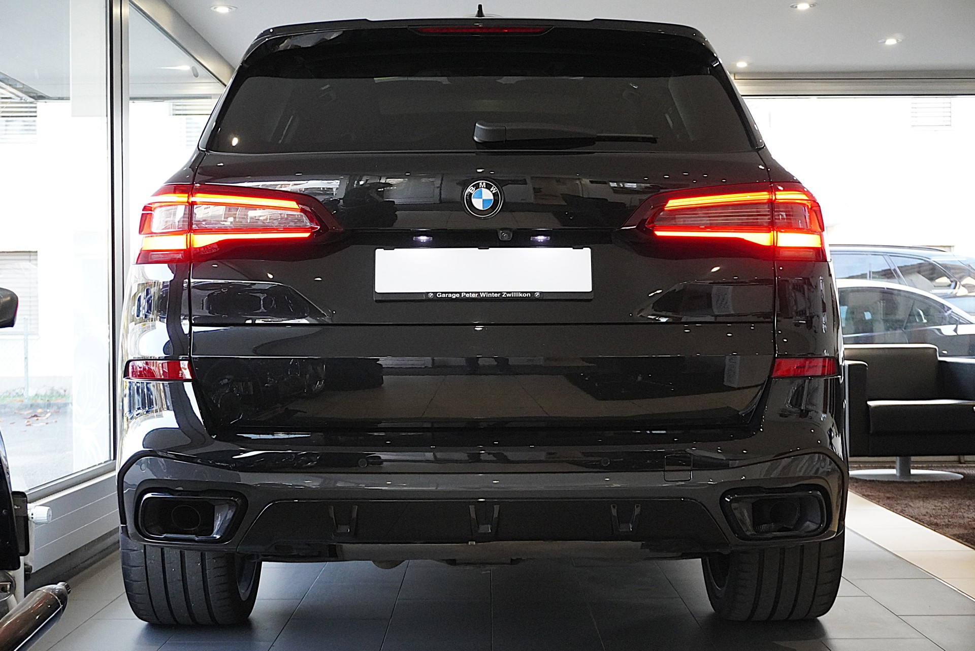 BMW X5 xDrive 48V 40d M Sport Steptronic-image-6
