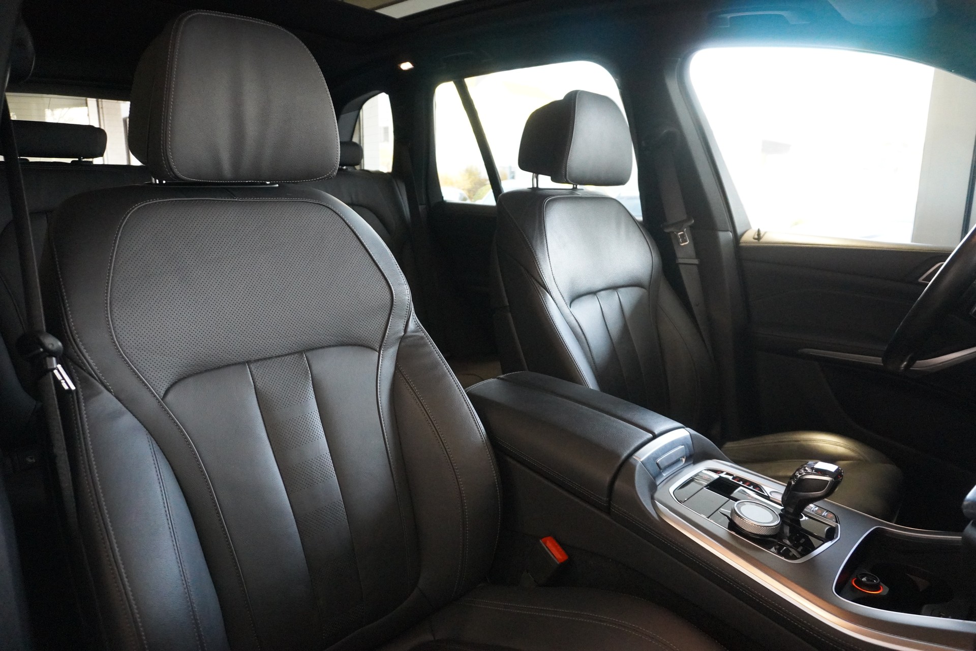 BMW X5 xDrive 48V 40d M Sport Steptronic-image-8