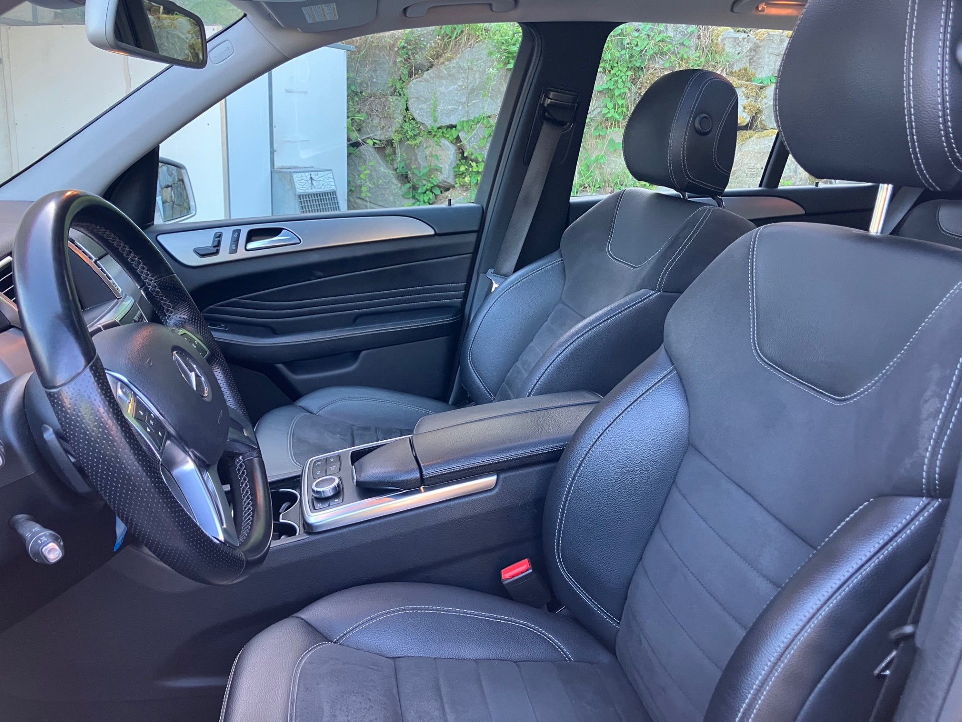 MERCEDES-BENZ ML 350 BlueTEC 4Matic AMG-Line-image-13
