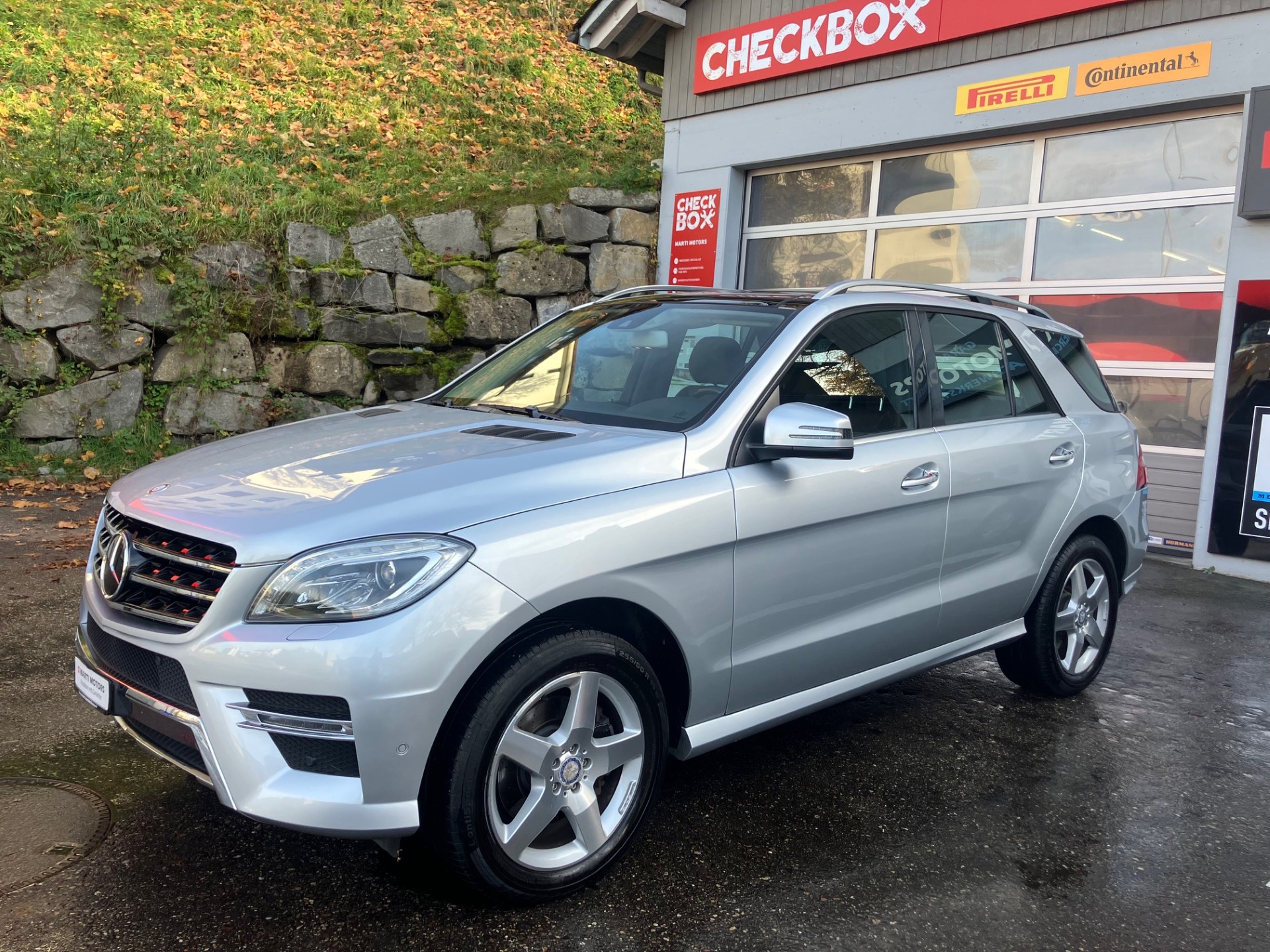 MERCEDES-BENZ ML 350 BlueTEC 4Matic AMG-Line-image-3