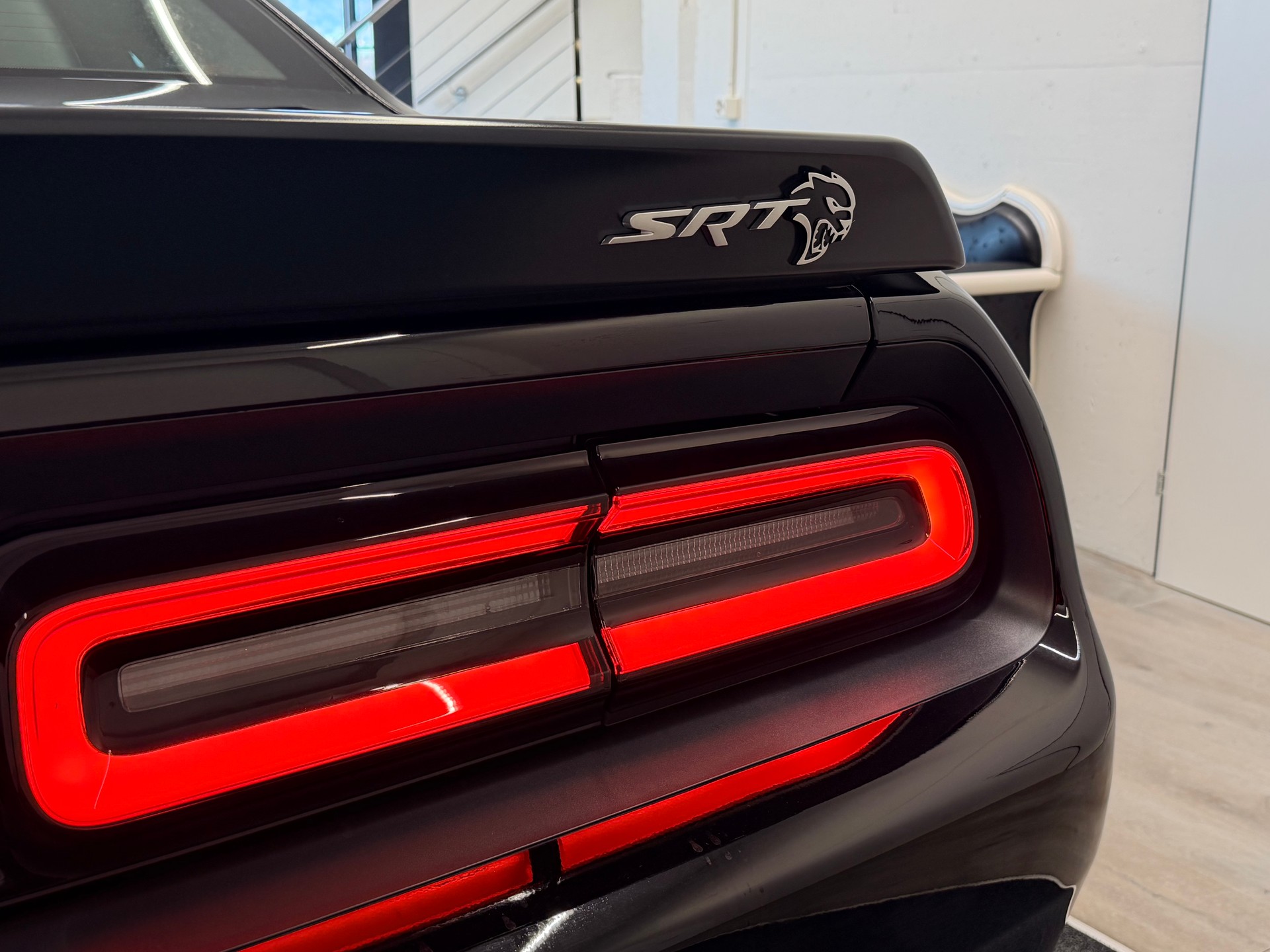 DODGE Challenger Hellcat Widebody Jailbreak 6.2 V8 Kompressor 727PS-image-8