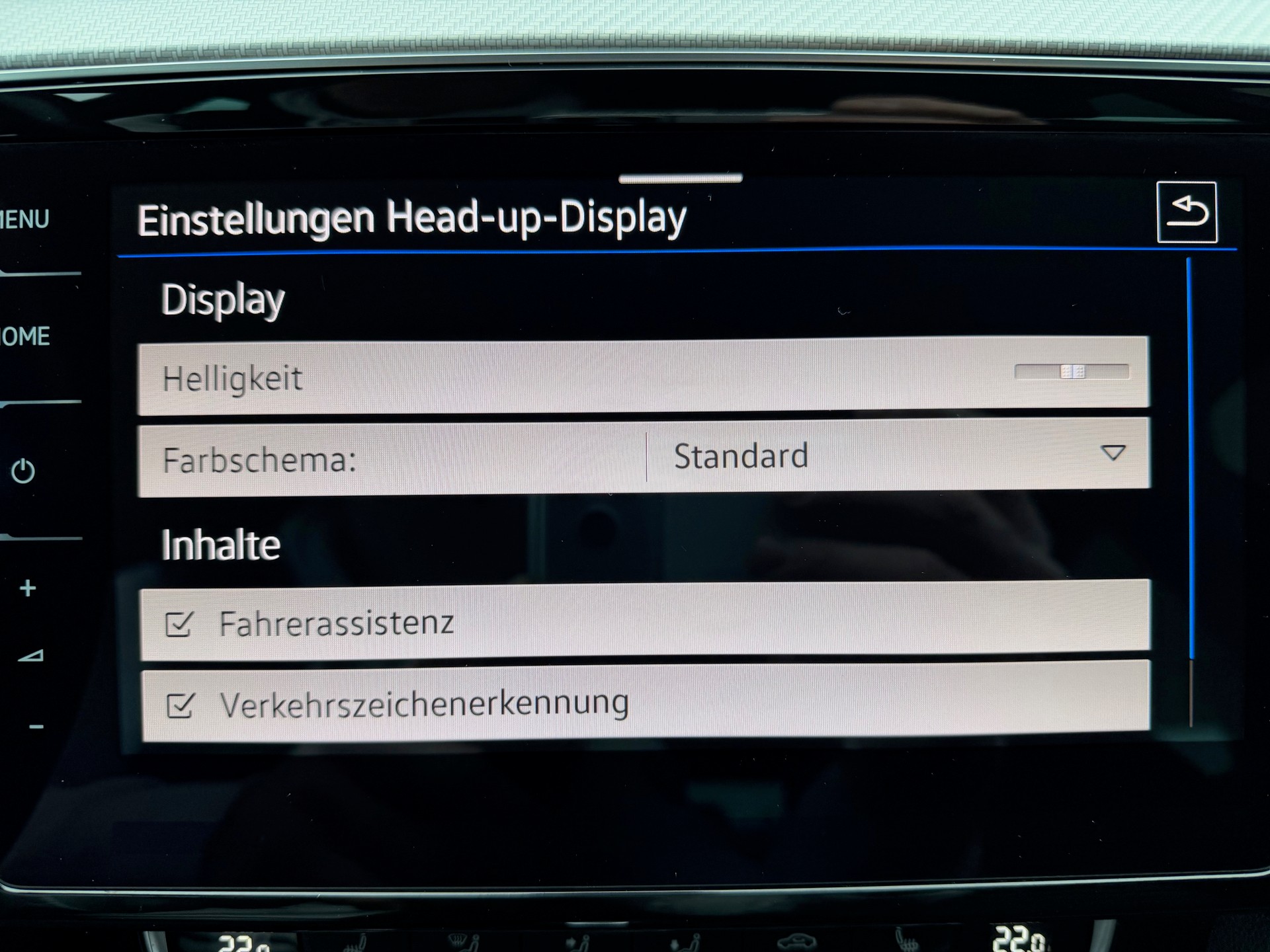 VW Passat Variant 2.0 TSI R-Line Edition 4Motion DSG-image-13