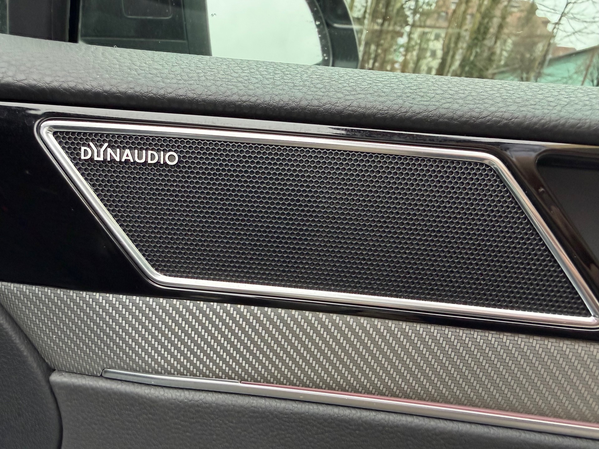 VW Passat Variant 2.0 TSI R-Line Edition 4Motion DSG-image-9