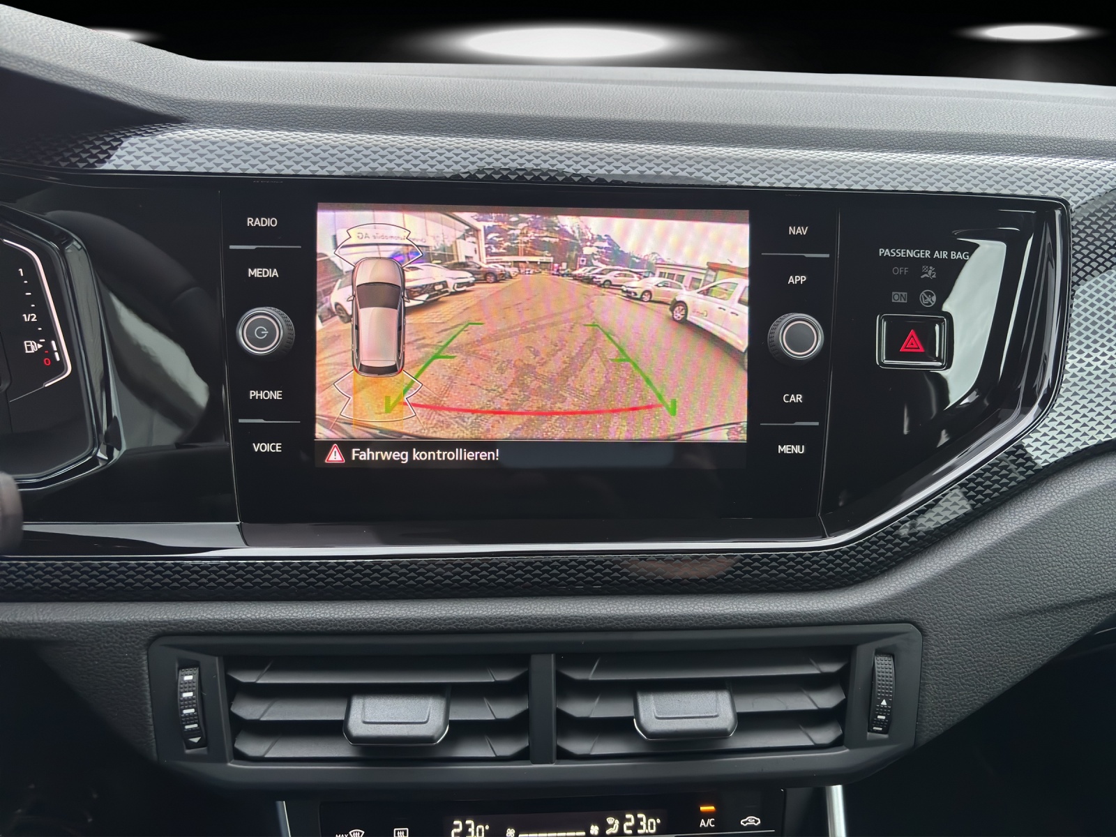 VW Polo 1.0 TSI Life DSG-image-11