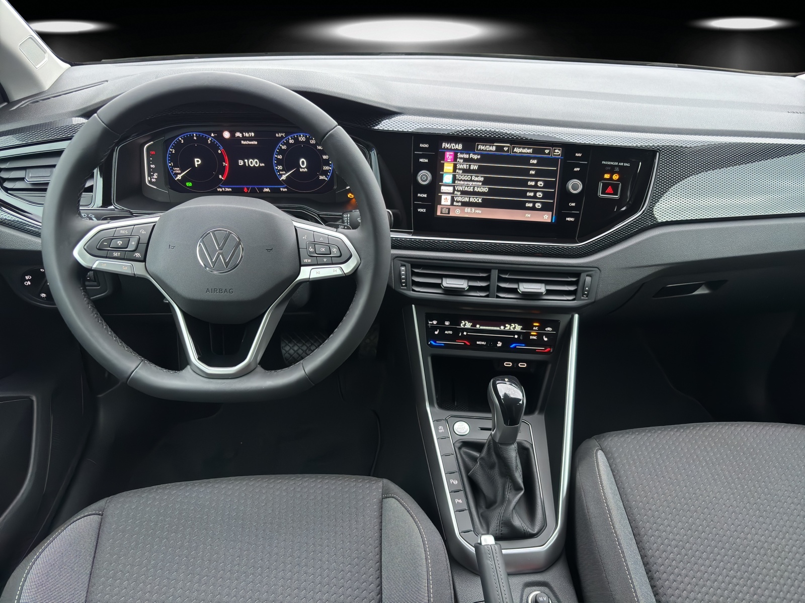 VW Polo 1.0 TSI Life DSG-image-10