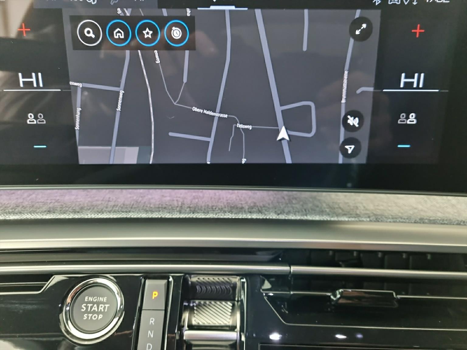 PEUGEOT 3008 73kWh GT-image-9