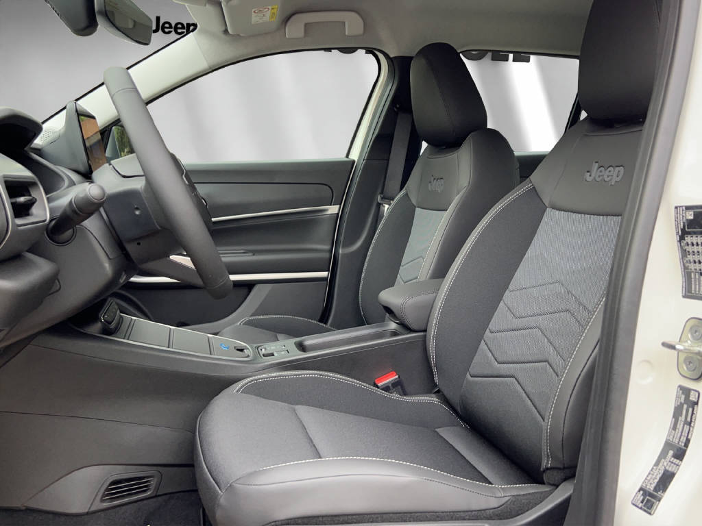 JEEP Avenger Altitude-image-3