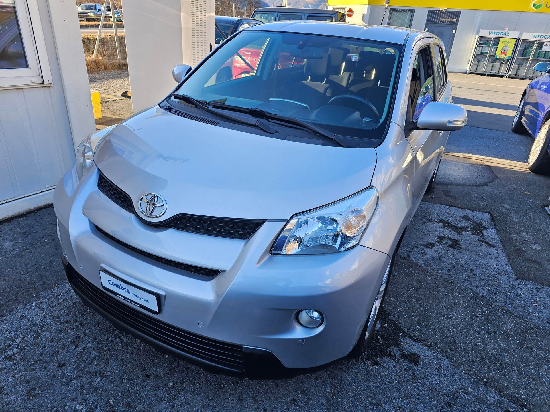 TOYOTA UrbanCruiser 1.33 Dual VVT-i Linea Terra-image-0