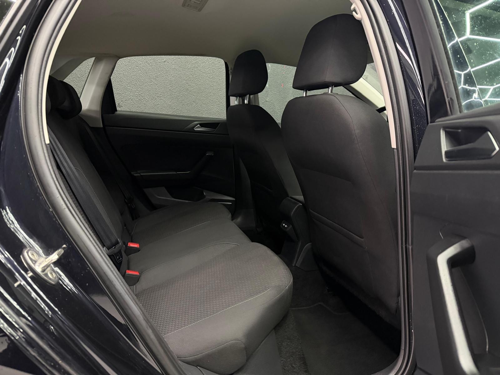 VW Polo 1.0 TSI BMT Comfortline DSG Automat • Deepblack-image-11