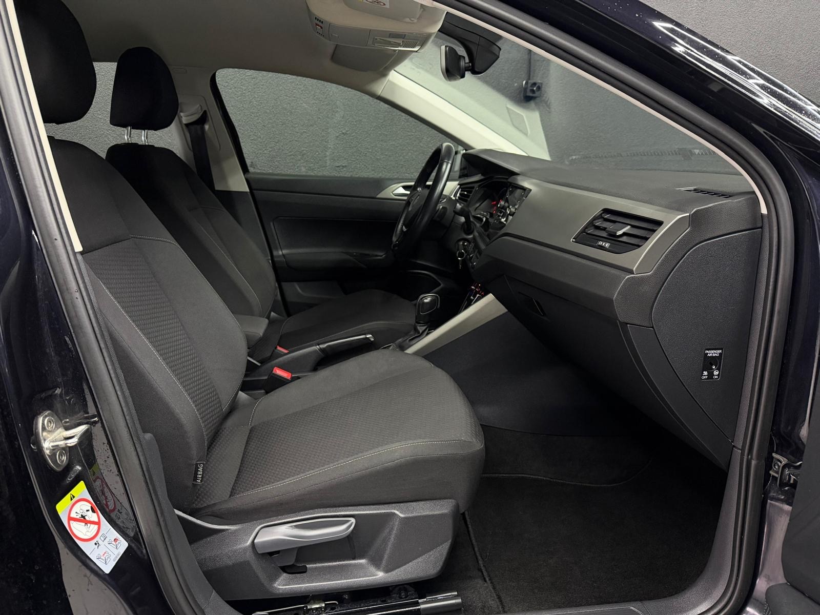 VW Polo 1.0 TSI BMT Comfortline DSG Automat • Deepblack-image-10