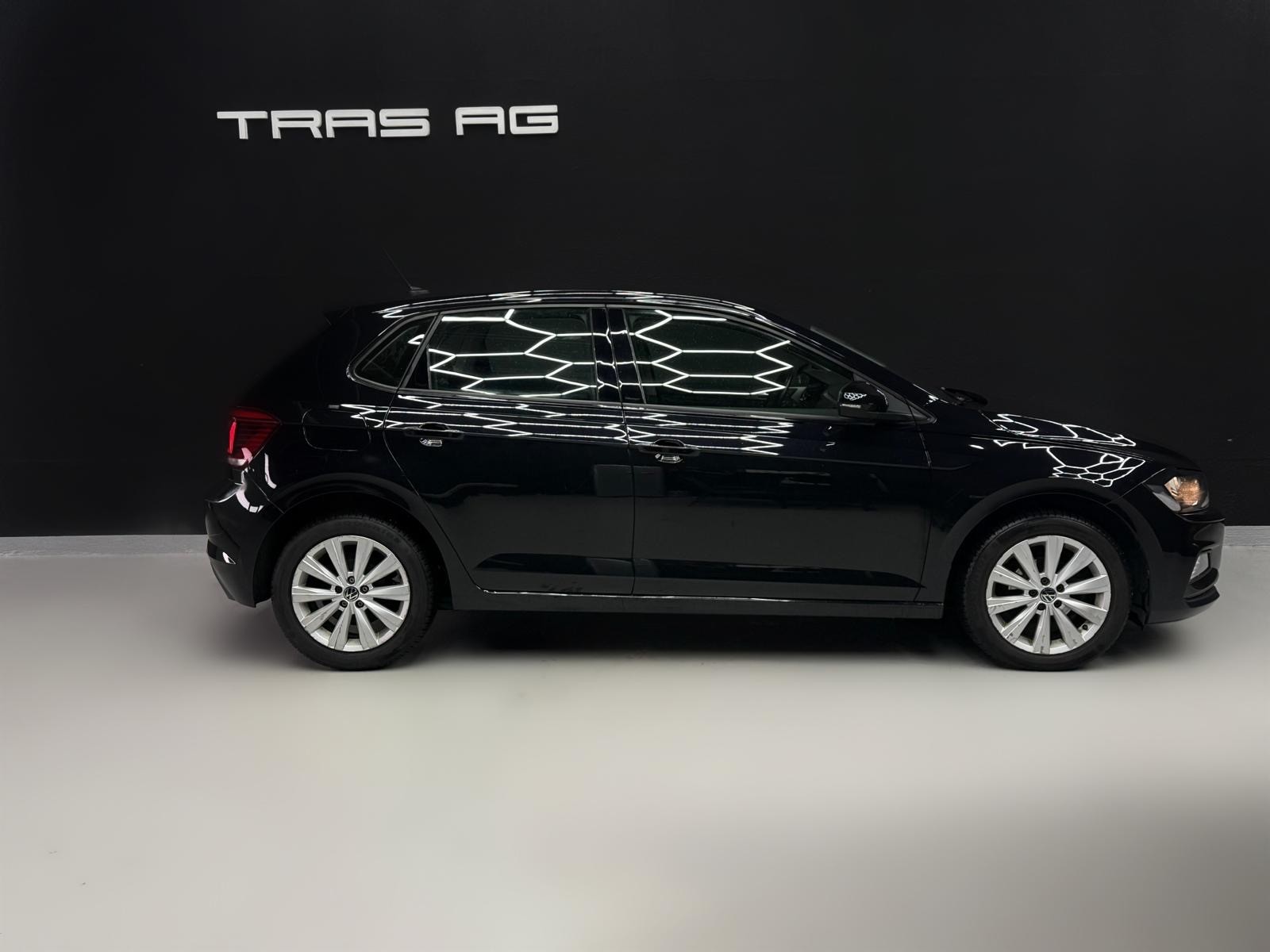 VW Polo 1.0 TSI BMT Comfortline DSG Automat • Deepblack-image-6