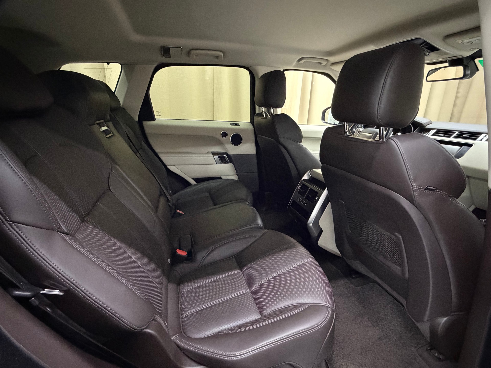 LAND ROVER Range Rover Sport 3.0 SDV6 HSE Dynamic Automatic-image-7