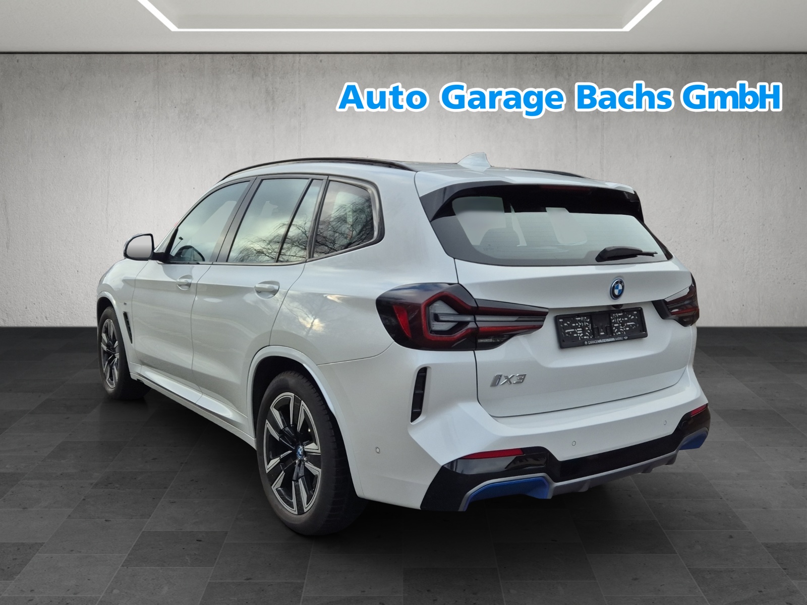 BMW iX3 Inspiring-image-5