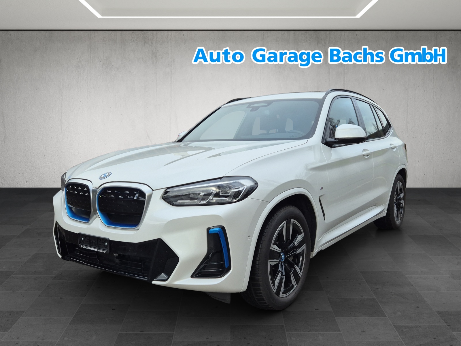 BMW iX3 Inspiring-image-0
