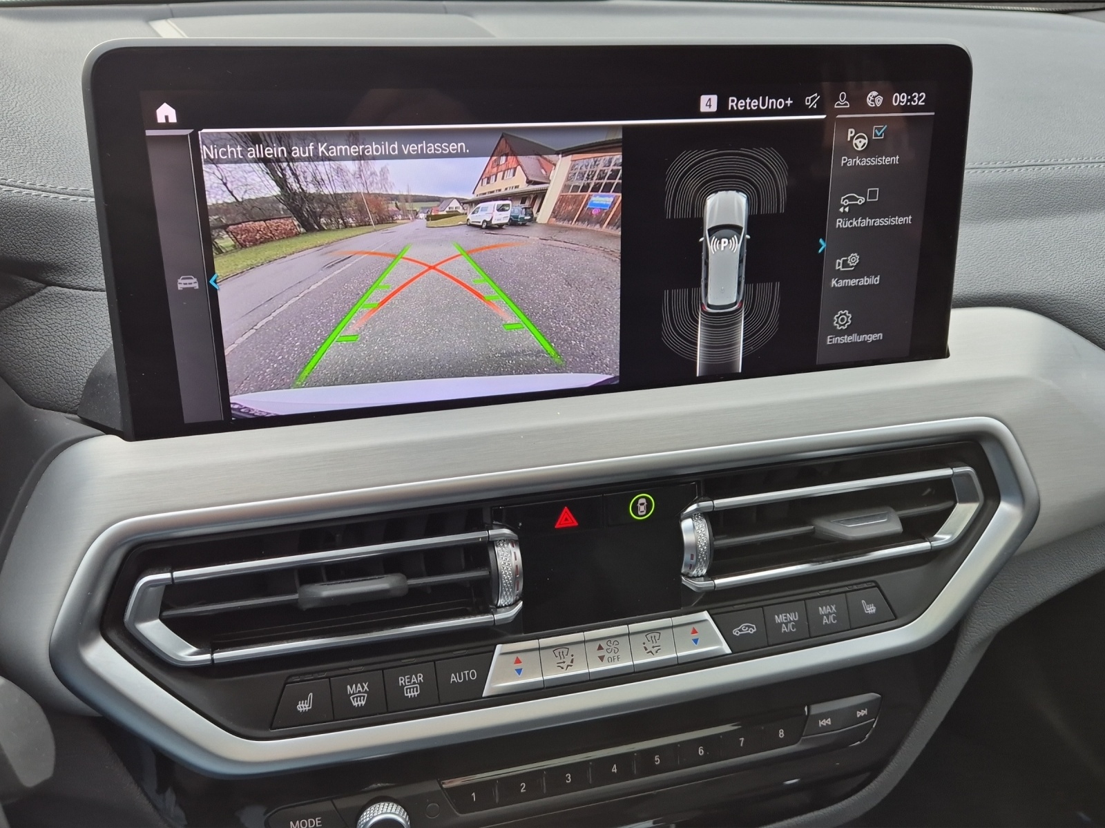 BMW iX3 Inspiring-image-11
