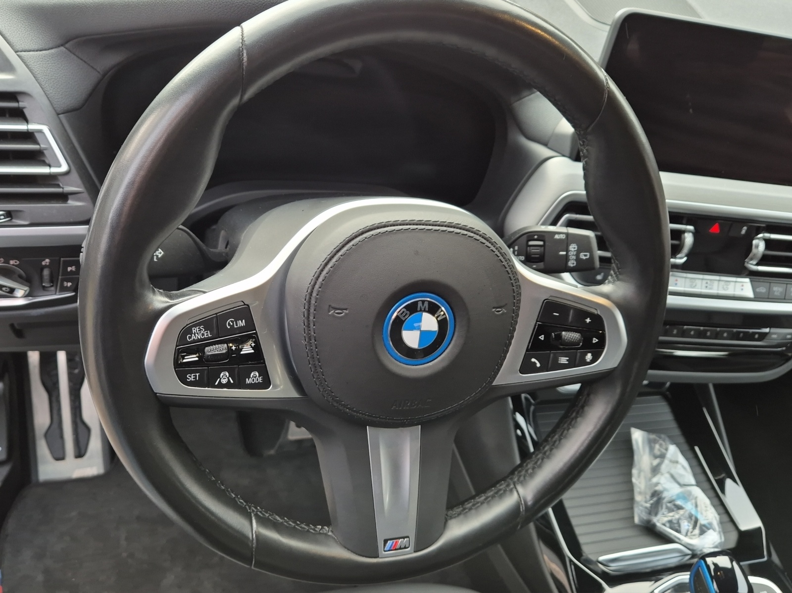 BMW iX3 Inspiring-image-10