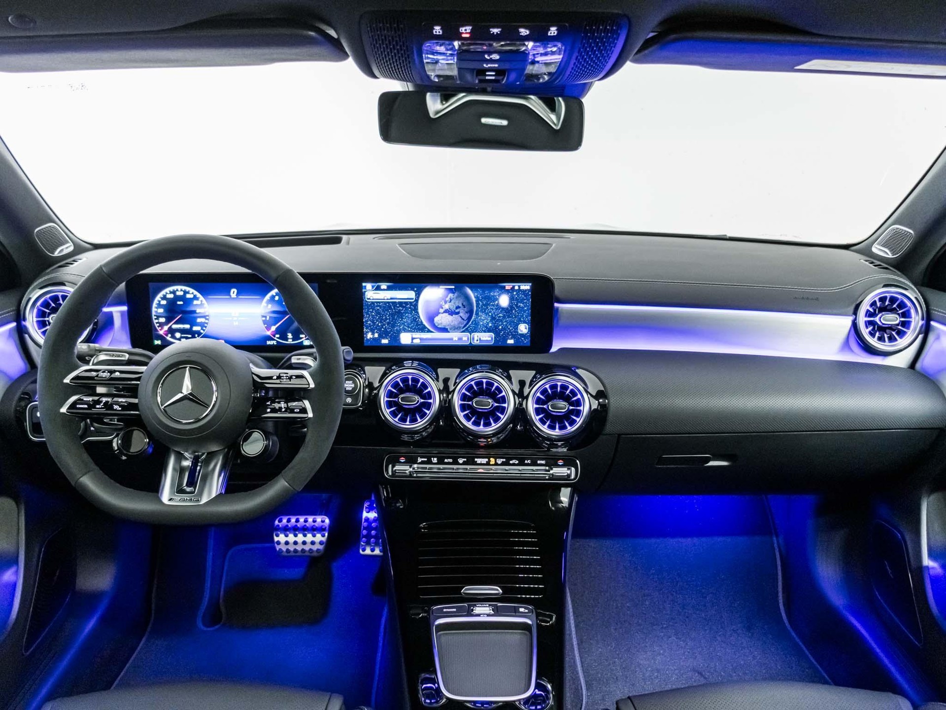 MERCEDES-BENZ A 45 S AMG 4MATIC+-image-11
