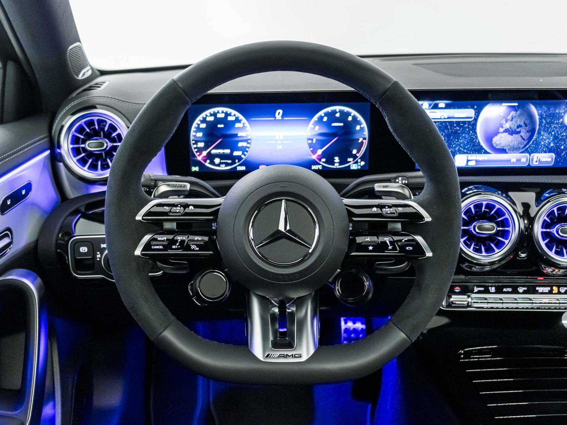 MERCEDES-BENZ A 45 S AMG 4MATIC+-image-10