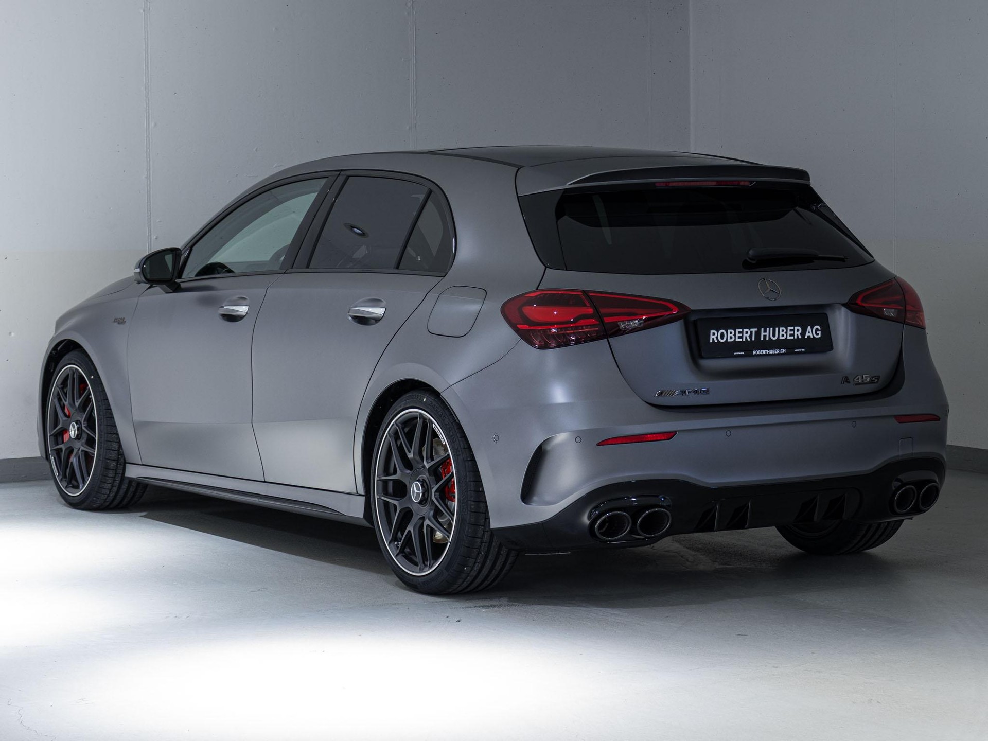 MERCEDES-BENZ A 45 S AMG 4MATIC+-image-3
