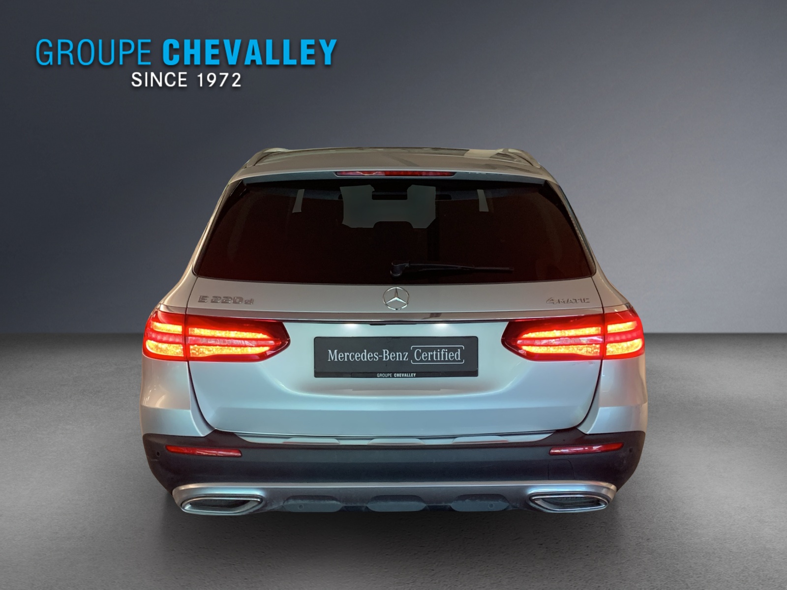 MERCEDES-BENZ E 220 d All-Ter Avantg 4M-image-4
