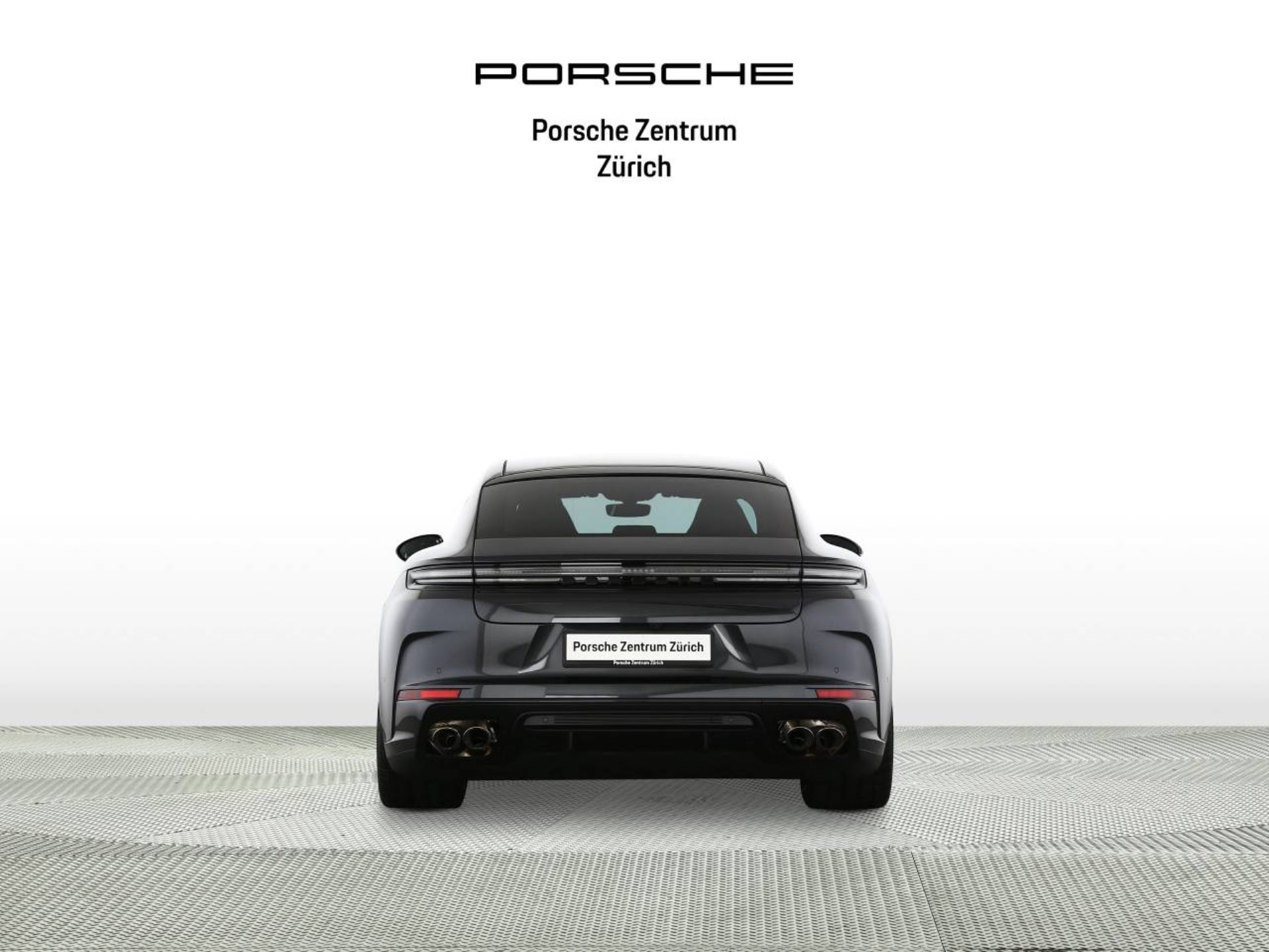 PORSCHE Panamera 4 E-Hybrid-image-7