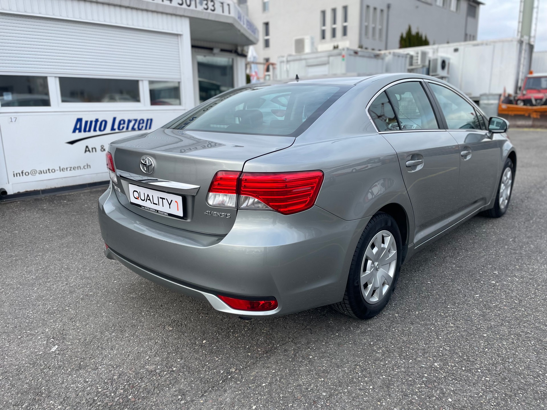 TOYOTA Avensis 2.0 Sol Premium Multidrive-image-7