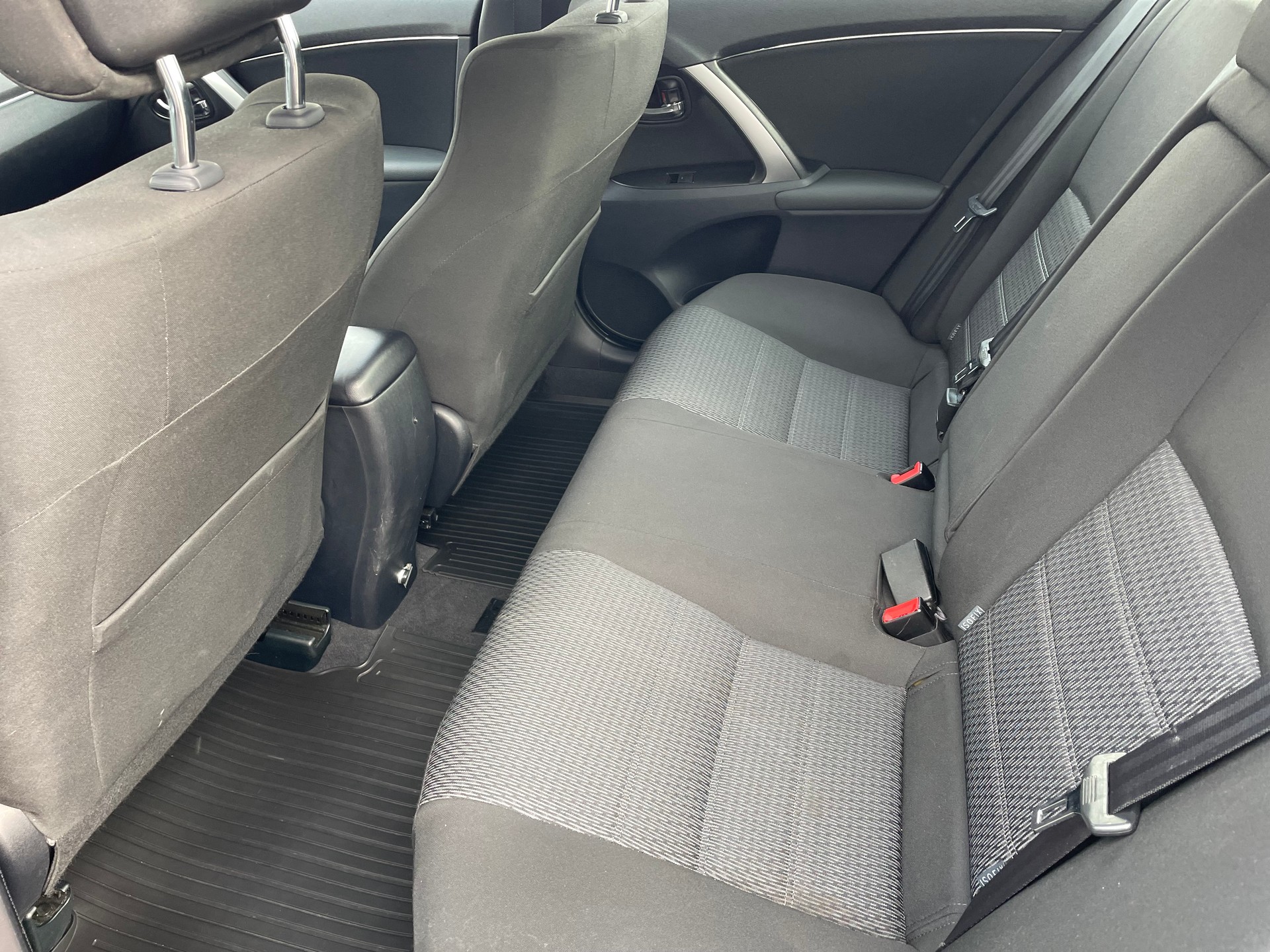 TOYOTA Avensis 2.0 Sol Premium Multidrive-image-11