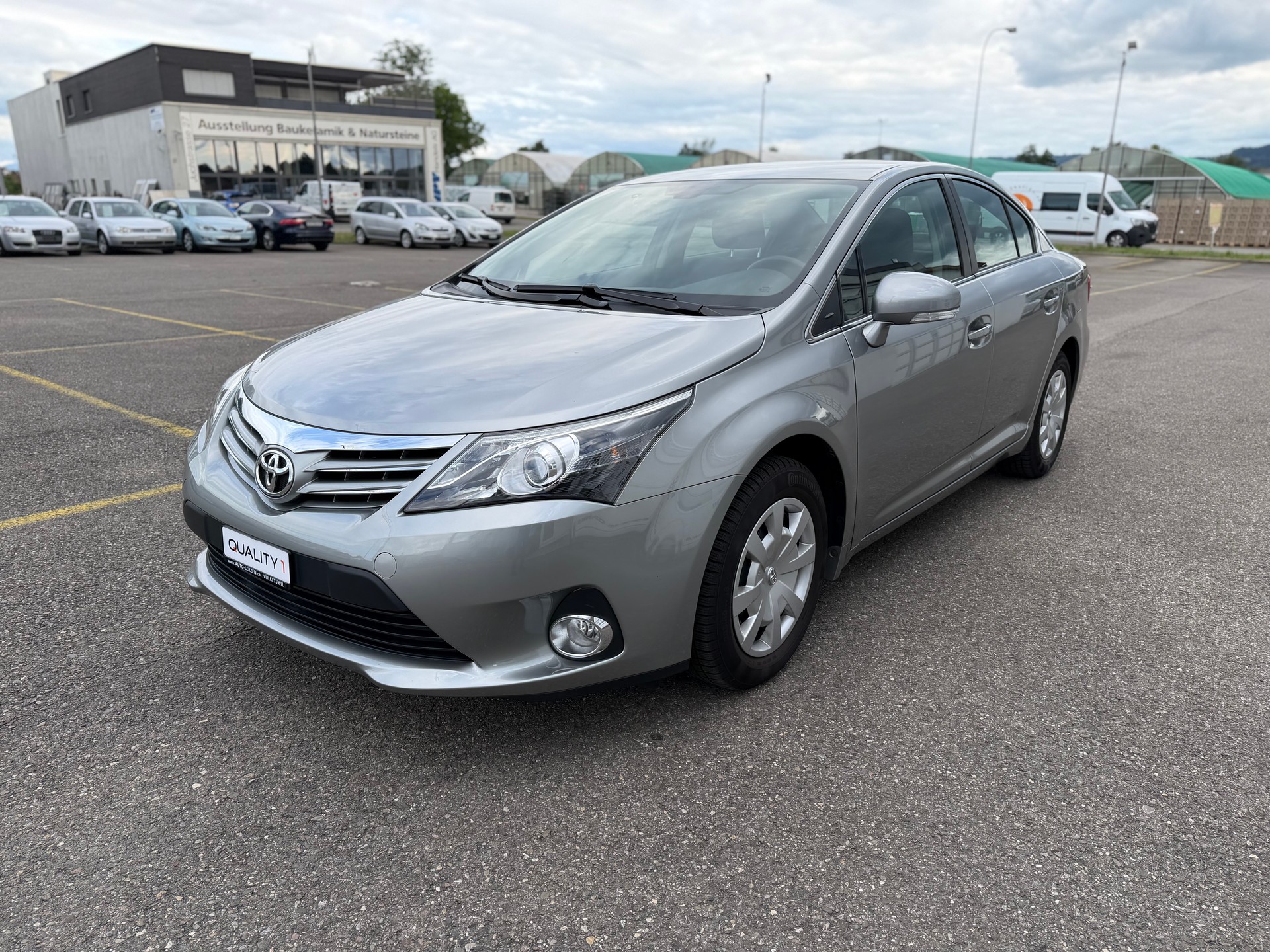 TOYOTA Avensis 2.0 Sol Premium Multidrive-image-1