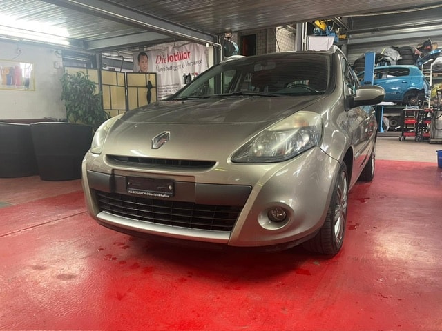RENAULT Clio Grandtour 1.6 16V Exception-image-0