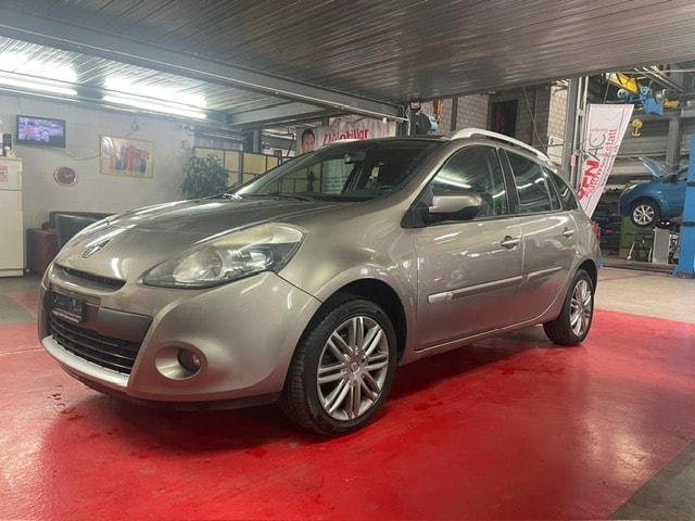 RENAULT Clio Grandtour 1.6 16V Exception-image-14