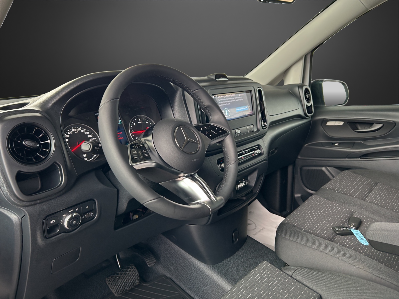 MERCEDES-BENZ Vito 114 KA PRO 3200mm L 9G-Tronic 4M WORKER-image-9