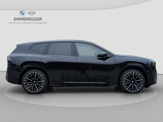 BMW iX3 50 xDrive M Sport-image-4