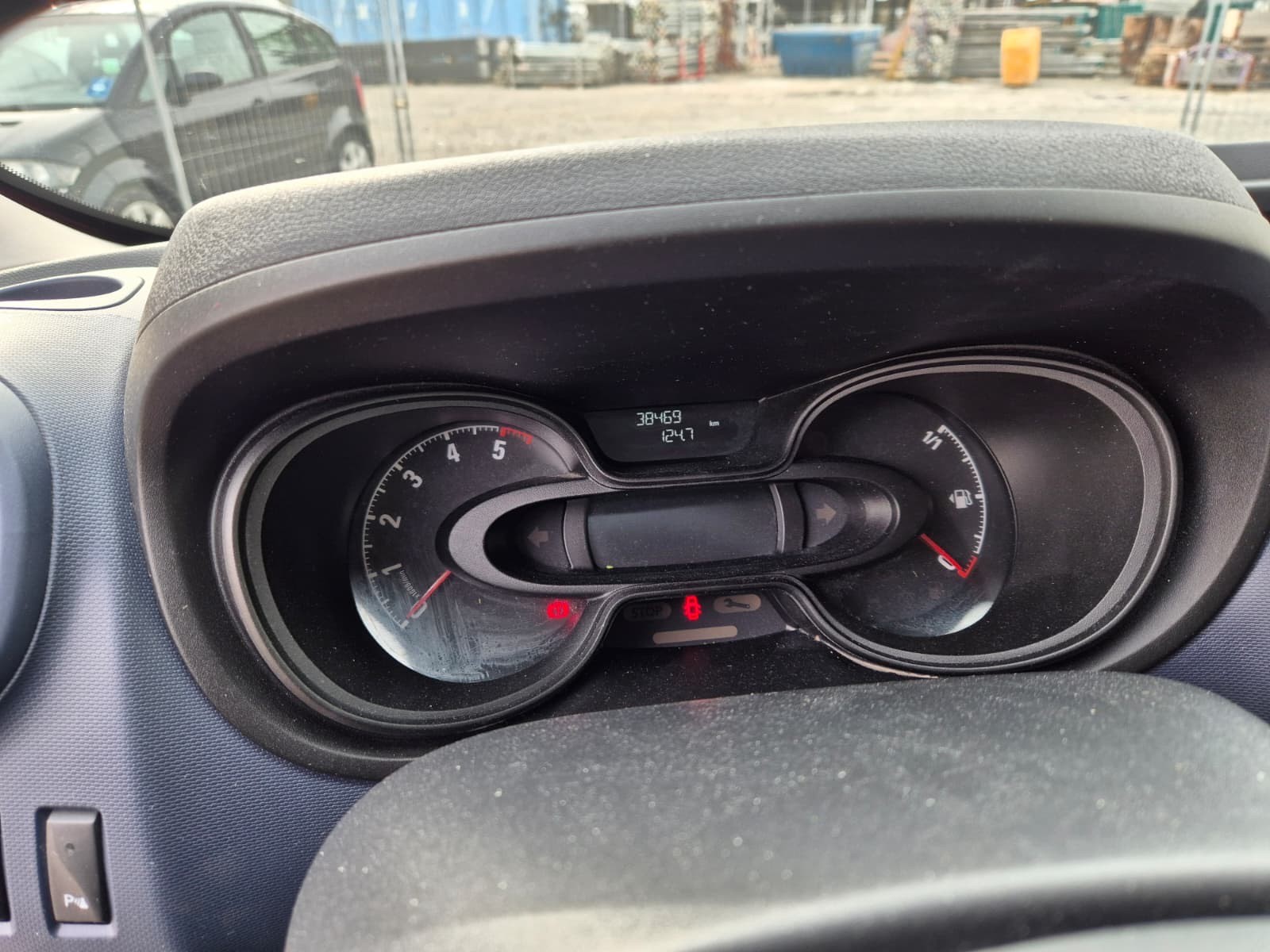 OPEL Vivaro 1.6 CDTI 2.7t L1H1-image-8