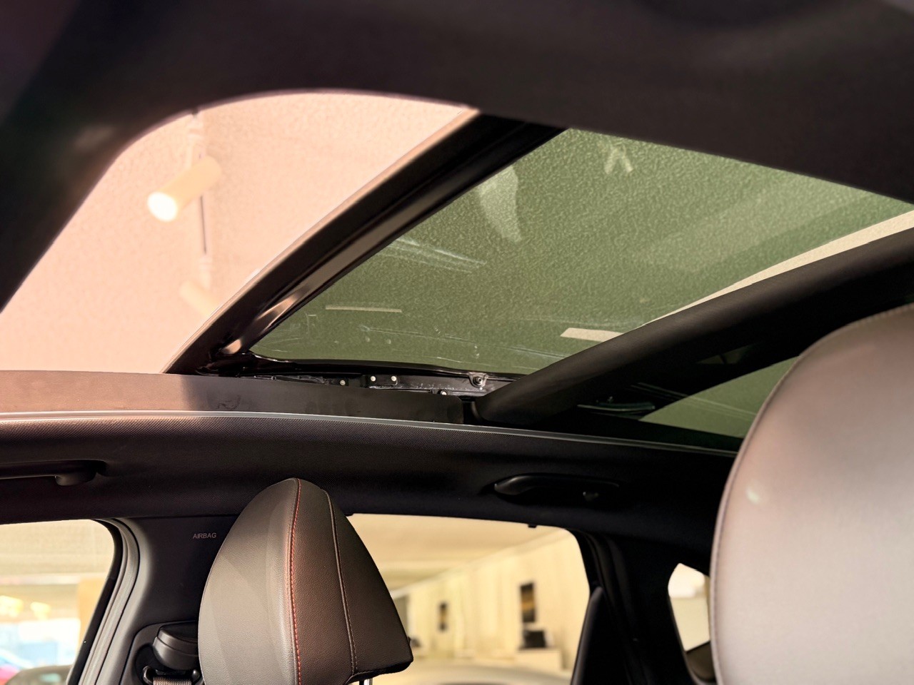 HYUNDAI Tucson 1.6 TGDI HEV N Line 4WD - Schweizer Fahrzeug-image-29