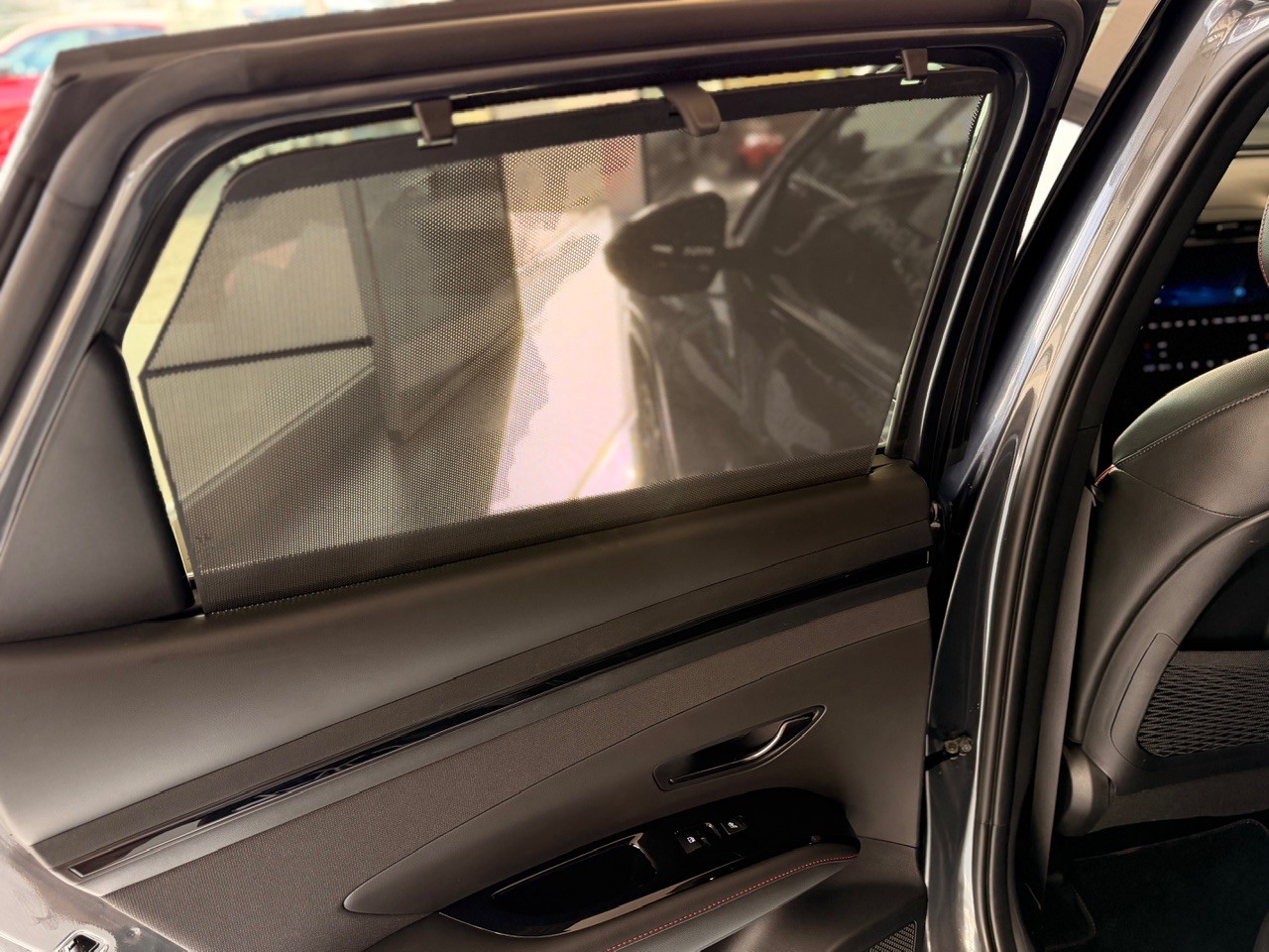 HYUNDAI Tucson 1.6 TGDI HEV N Line 4WD - Schweizer Fahrzeug-image-17
