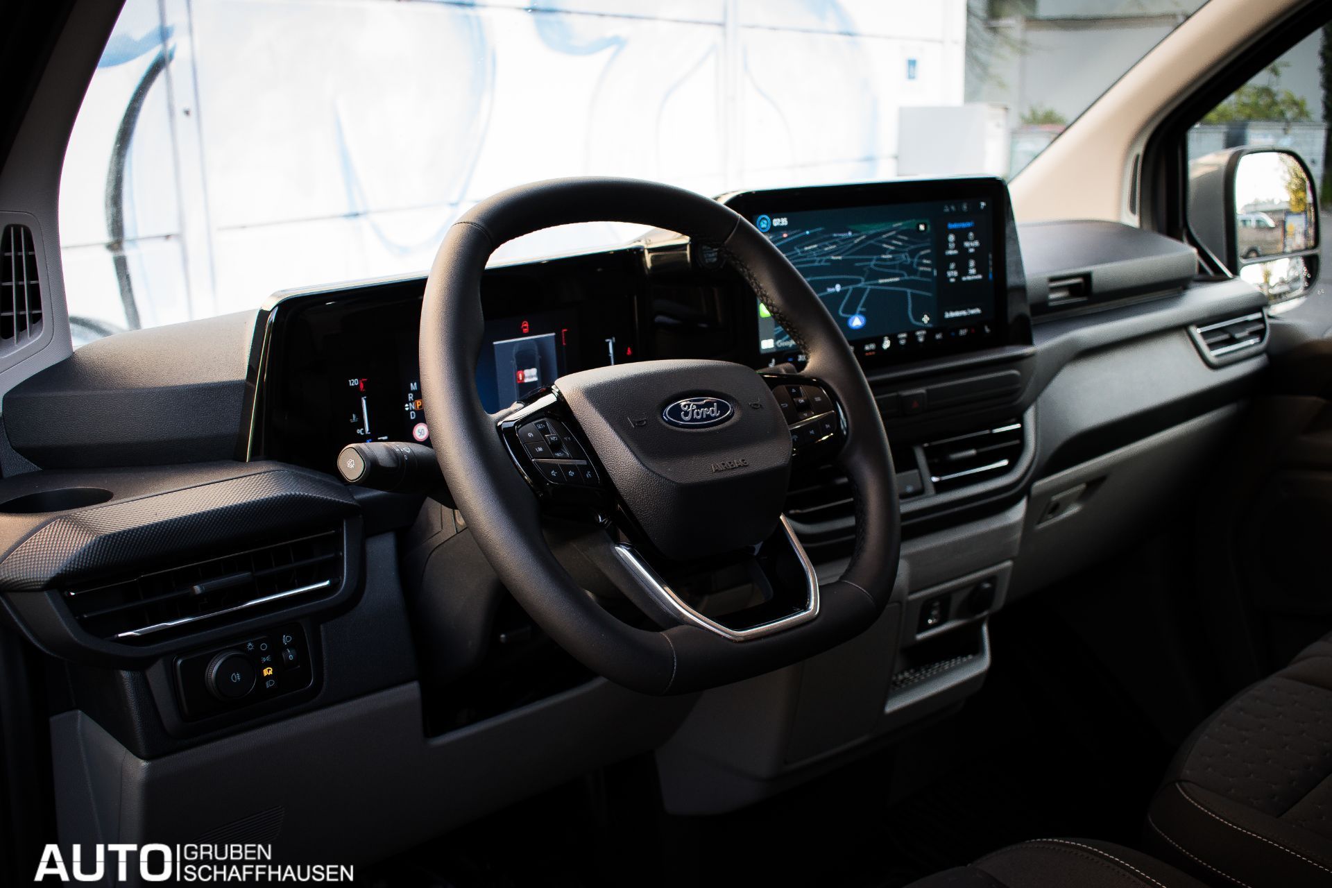 FORD Transit Custom Van 320 L1H1 Limited Automat 4x4-image-14