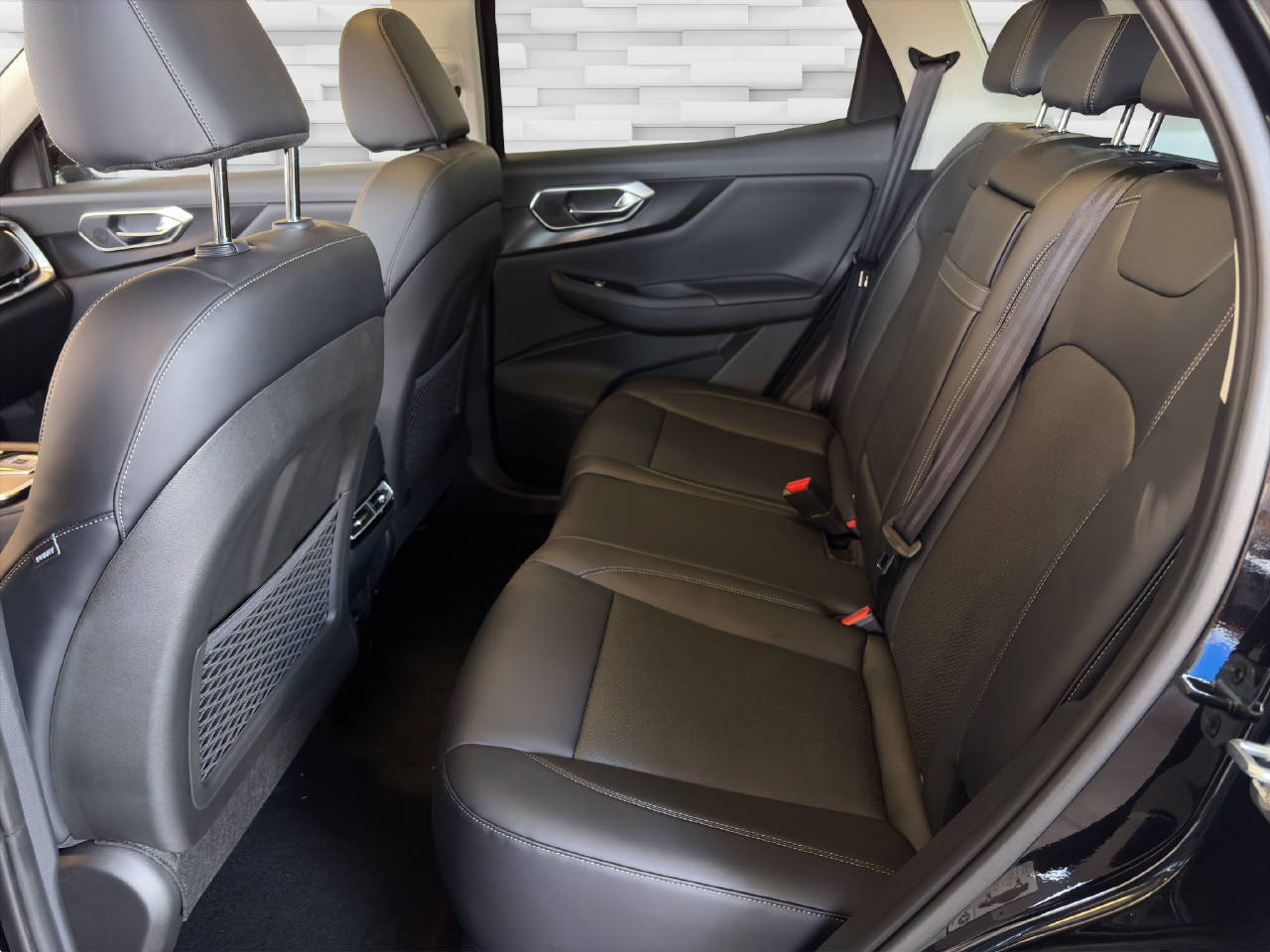 BAIC X75 1.5 Premium-image-8