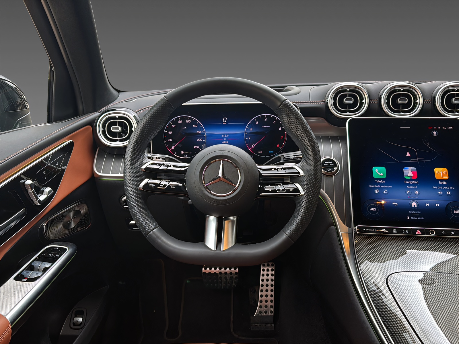 MERCEDES-BENZ GLC 300 4Matic-image-7