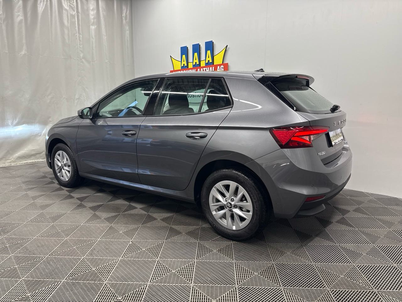 SKODA Fabia 1.0 TSI Dynamic-image-1