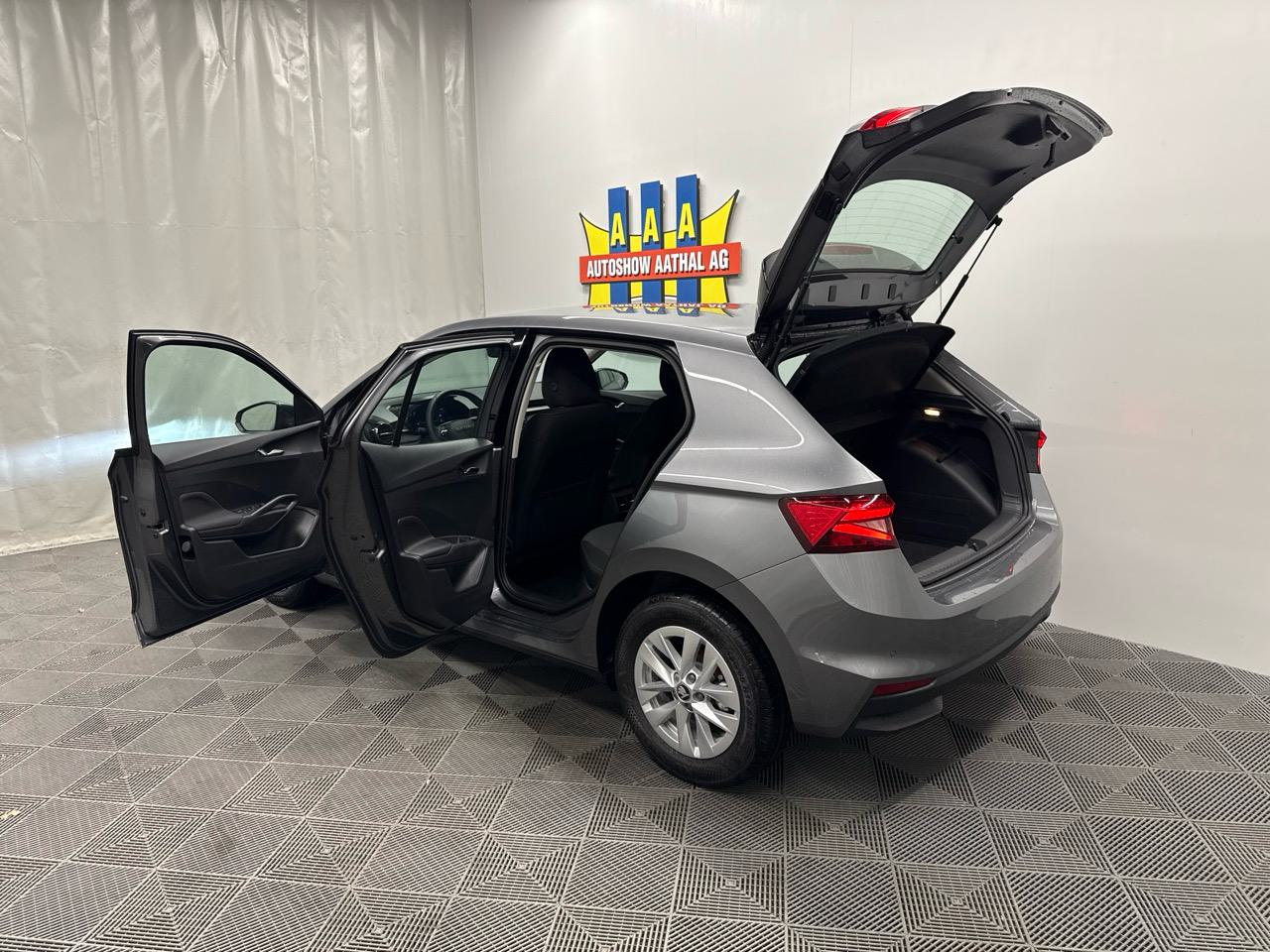 SKODA Fabia 1.0 TSI Dynamic-image-12