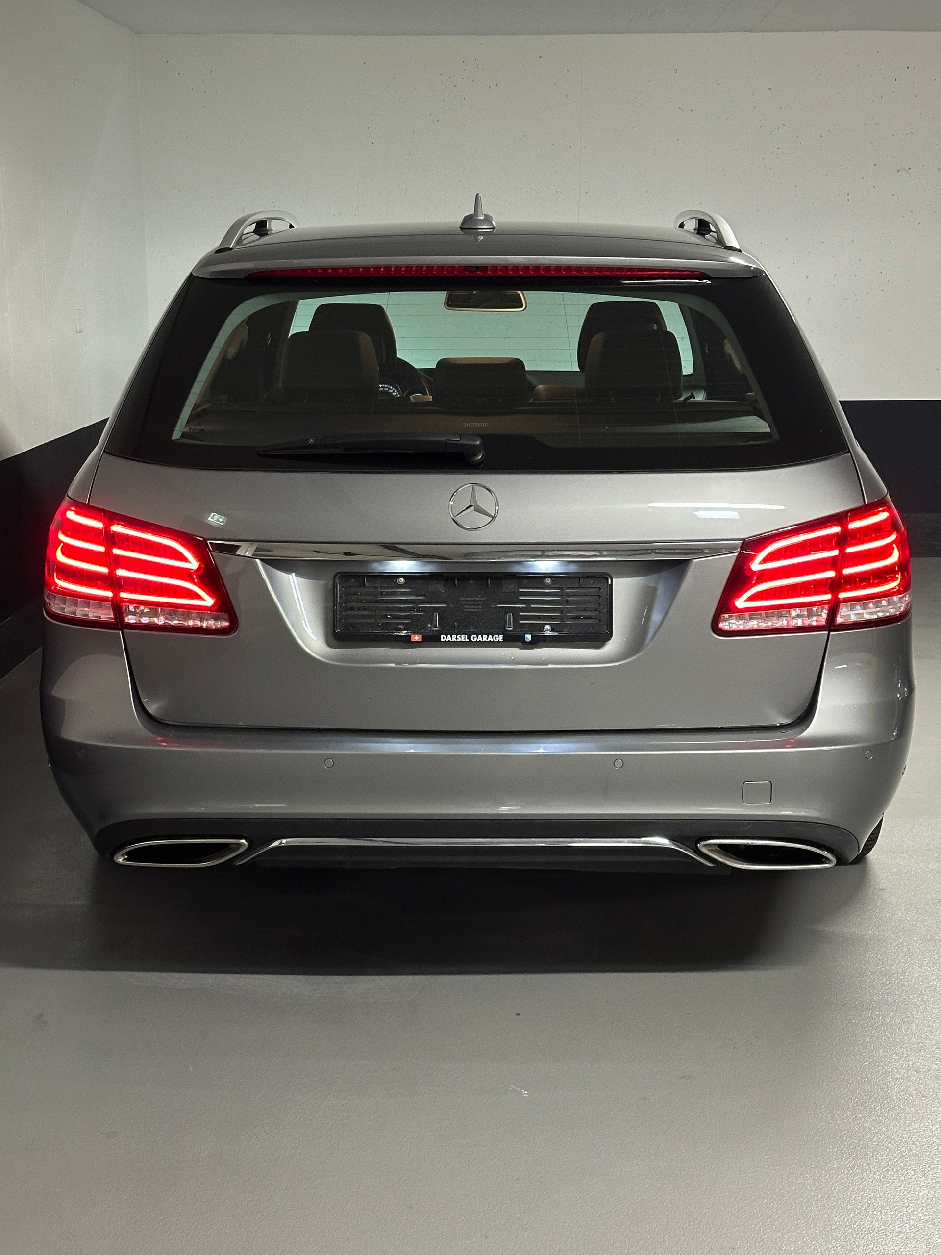 MERCEDES-BENZ E 220 CDI Avantgarde 7G-Tronic-image-4