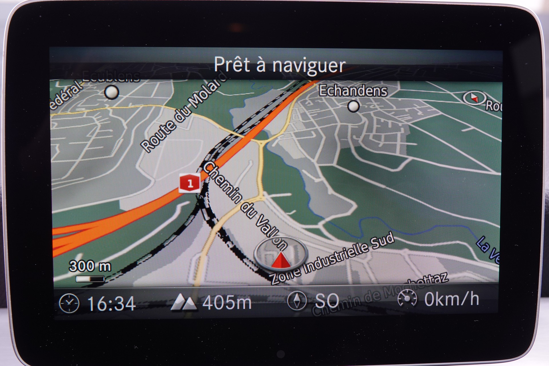 MERCEDES-BENZ GLA 250 AMG Line 4Matic CH Fahrzeug - "Tempomat * Caméra * Hayon Electrique * GPS * Aide à la conduite"-image-13