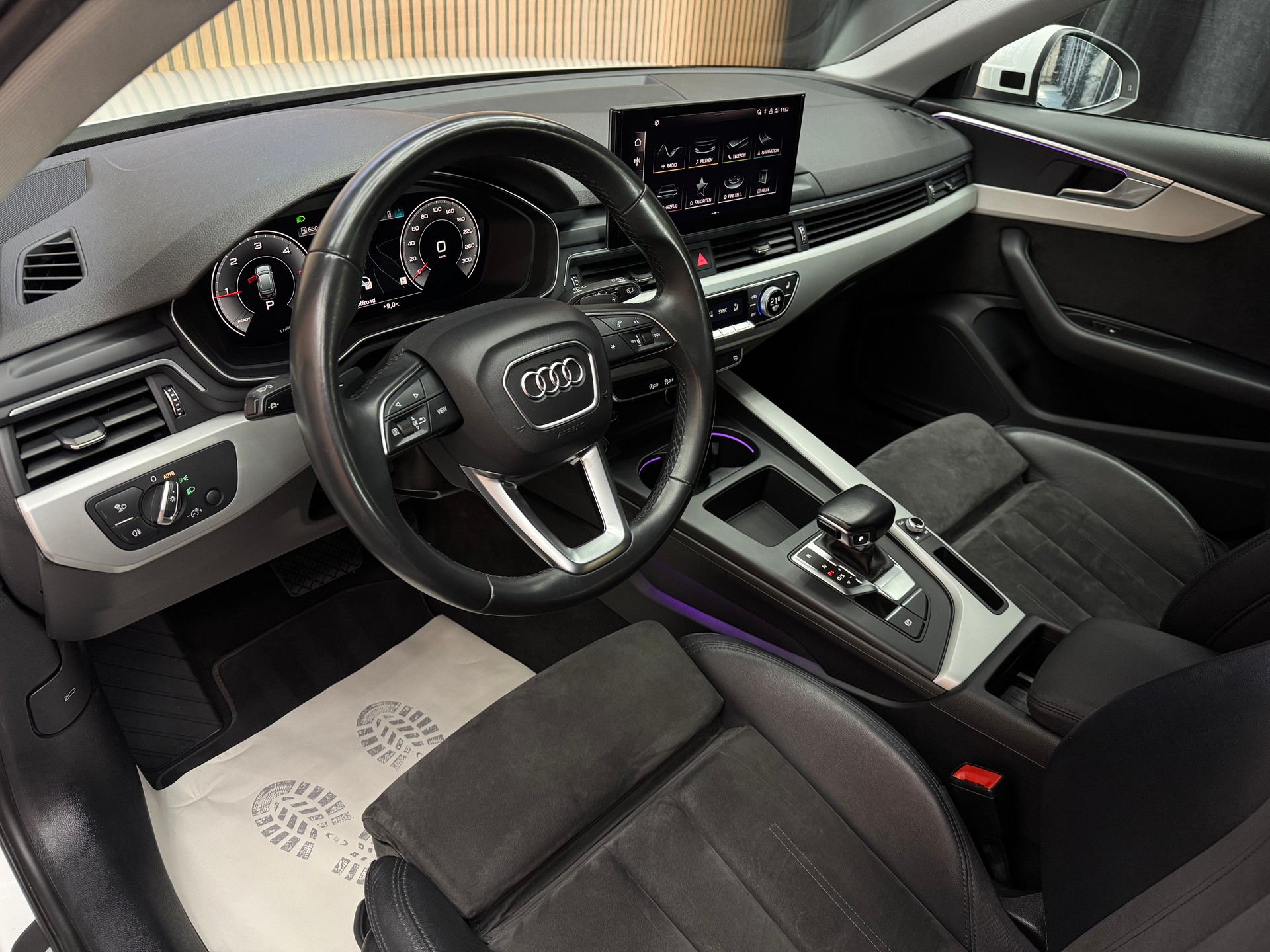 AUDI A4 Avant 2.0 35 TDI Advanced S-Tronic | 1 Jahr Garantie | Facelift | *ab CHF 199.-/ Monat*-image-8
