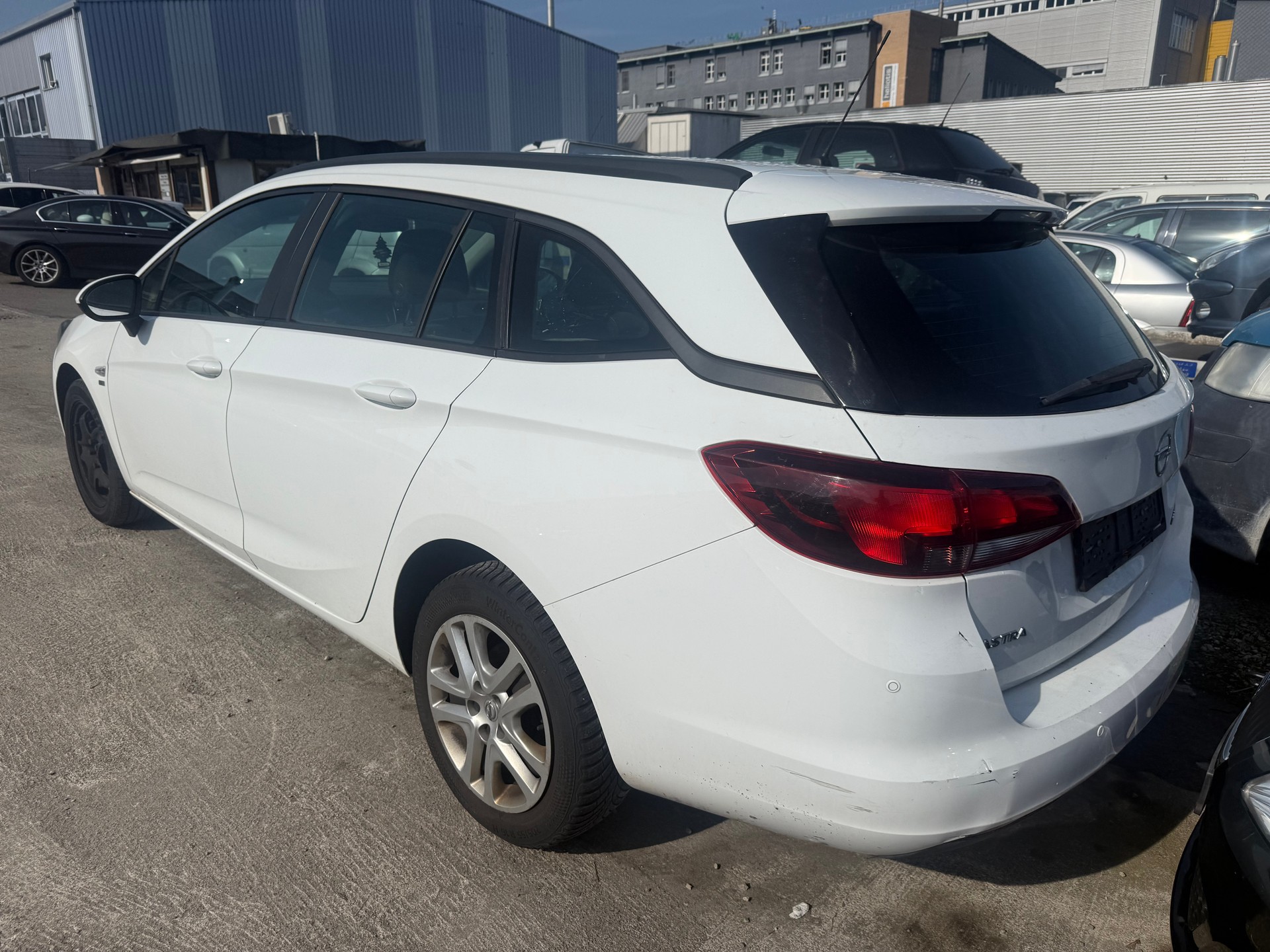 OPEL Astra Sports Tourer 1.6 CDTi ecoF 120 Years Edition-image-2